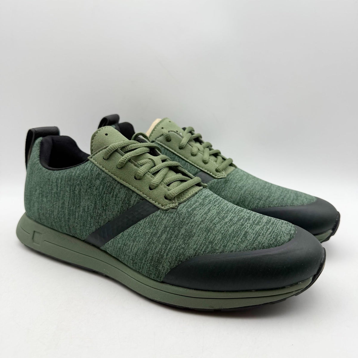 YORK Athletics Mens Henry Sweatshirt Casual Sneaker US 8 Green Knit Athletic NIB