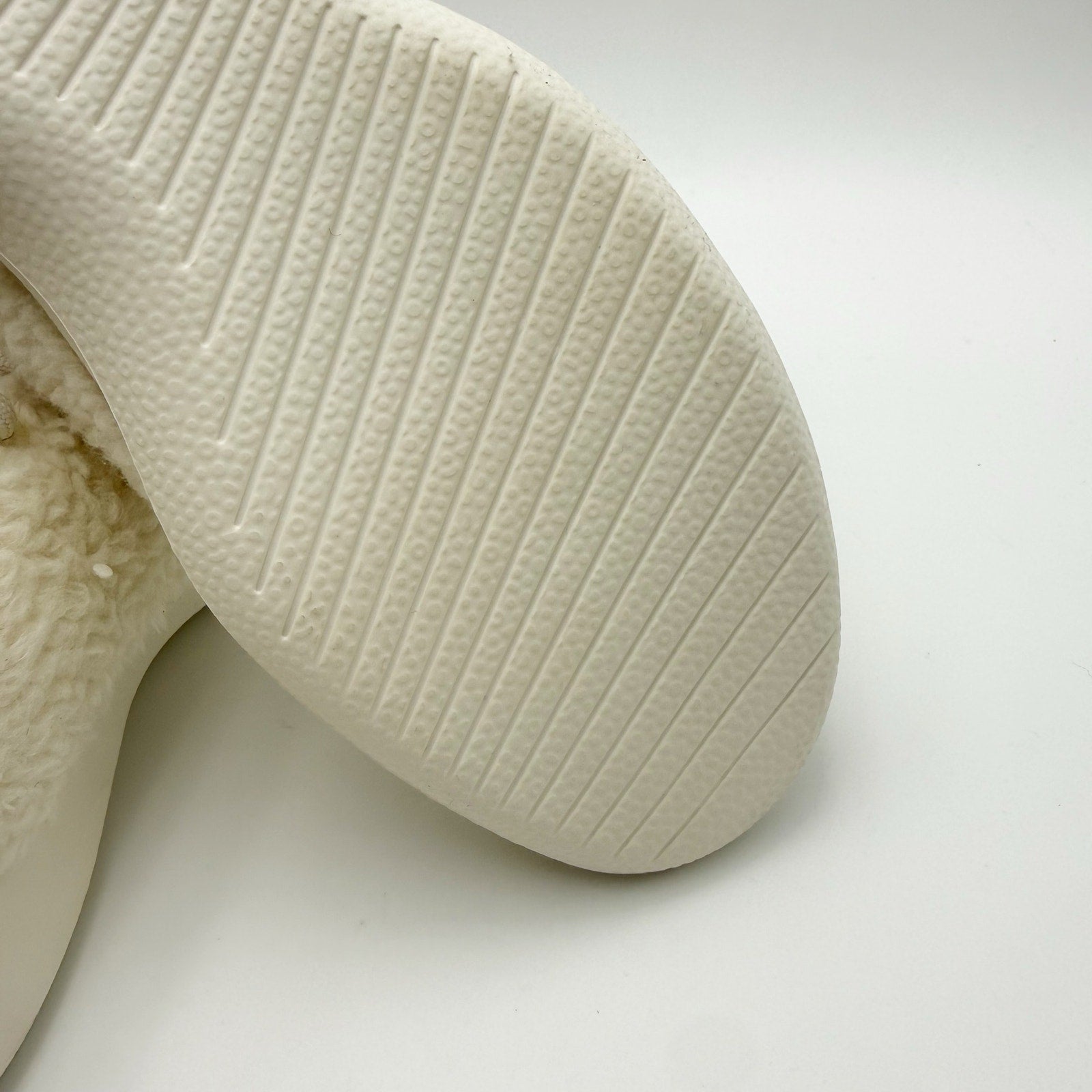 AllBirds Womens Runner Fluff Sneakers US 9 EU 39 White Merino Wool Comfort NIB