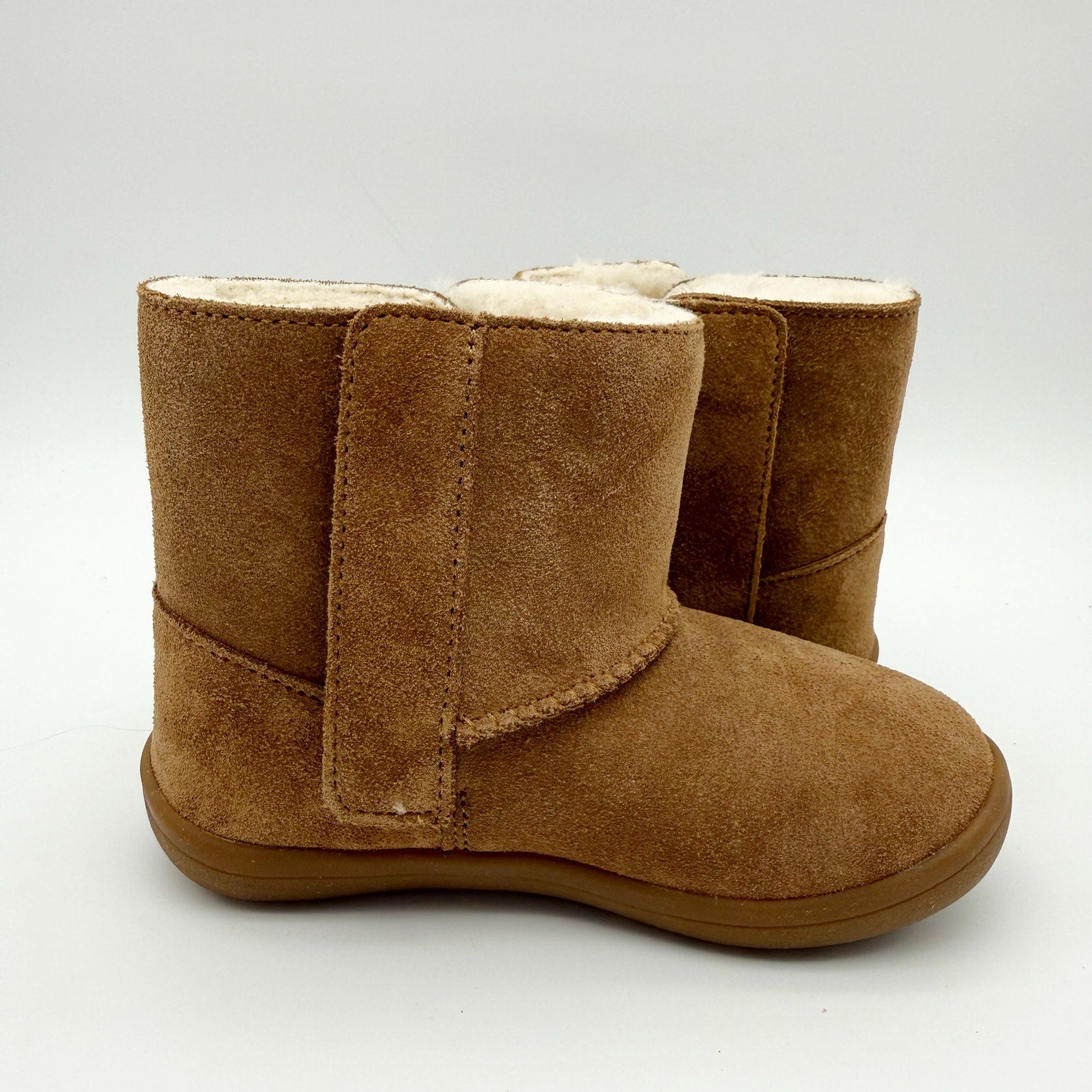 UGG Kids Keelan II Boots US 10 EU 27.5 Chestnut Brown Suede NIB