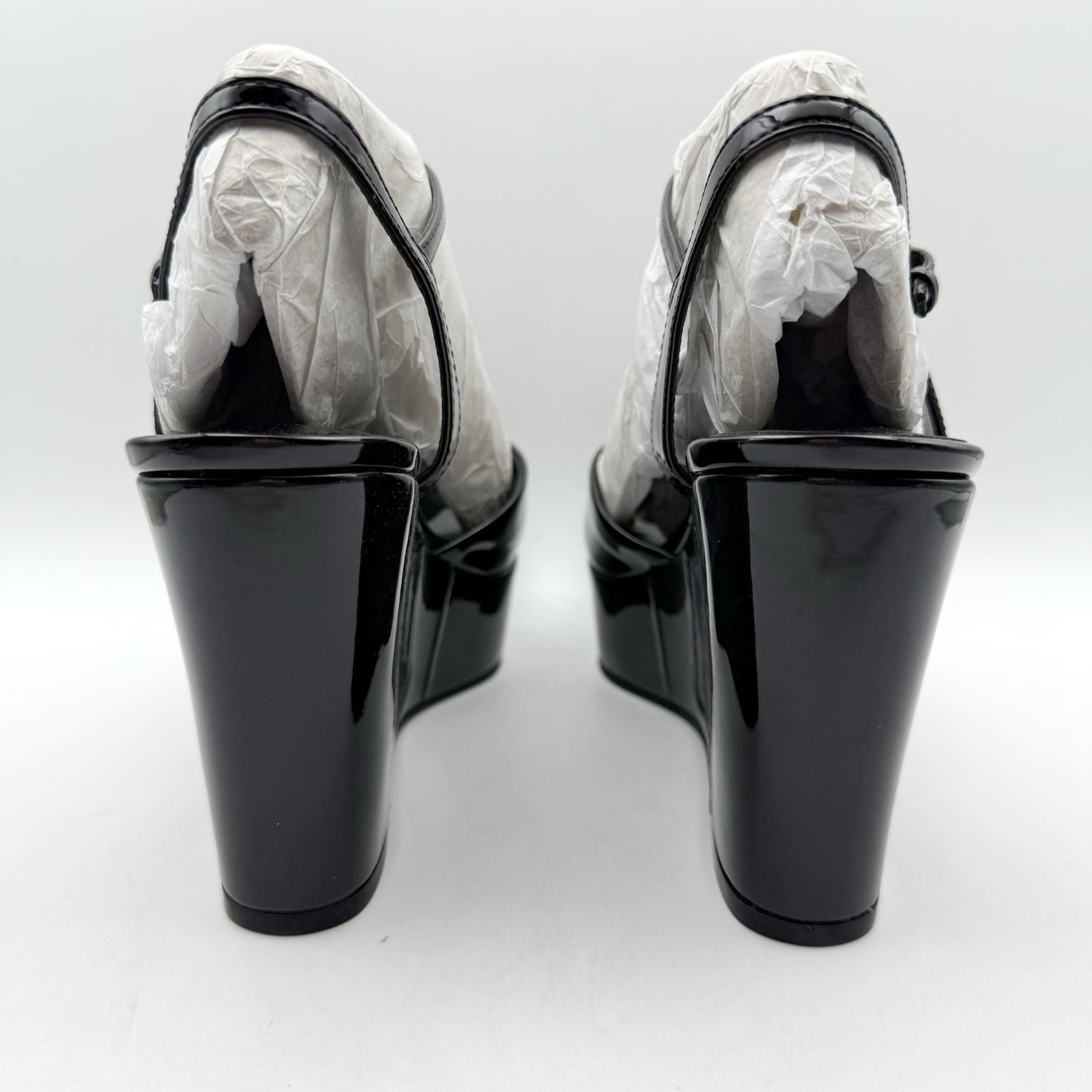 Guess Womens Zione Wedge Sandals US 7.5 M EU 38 Vegan Leather NIB