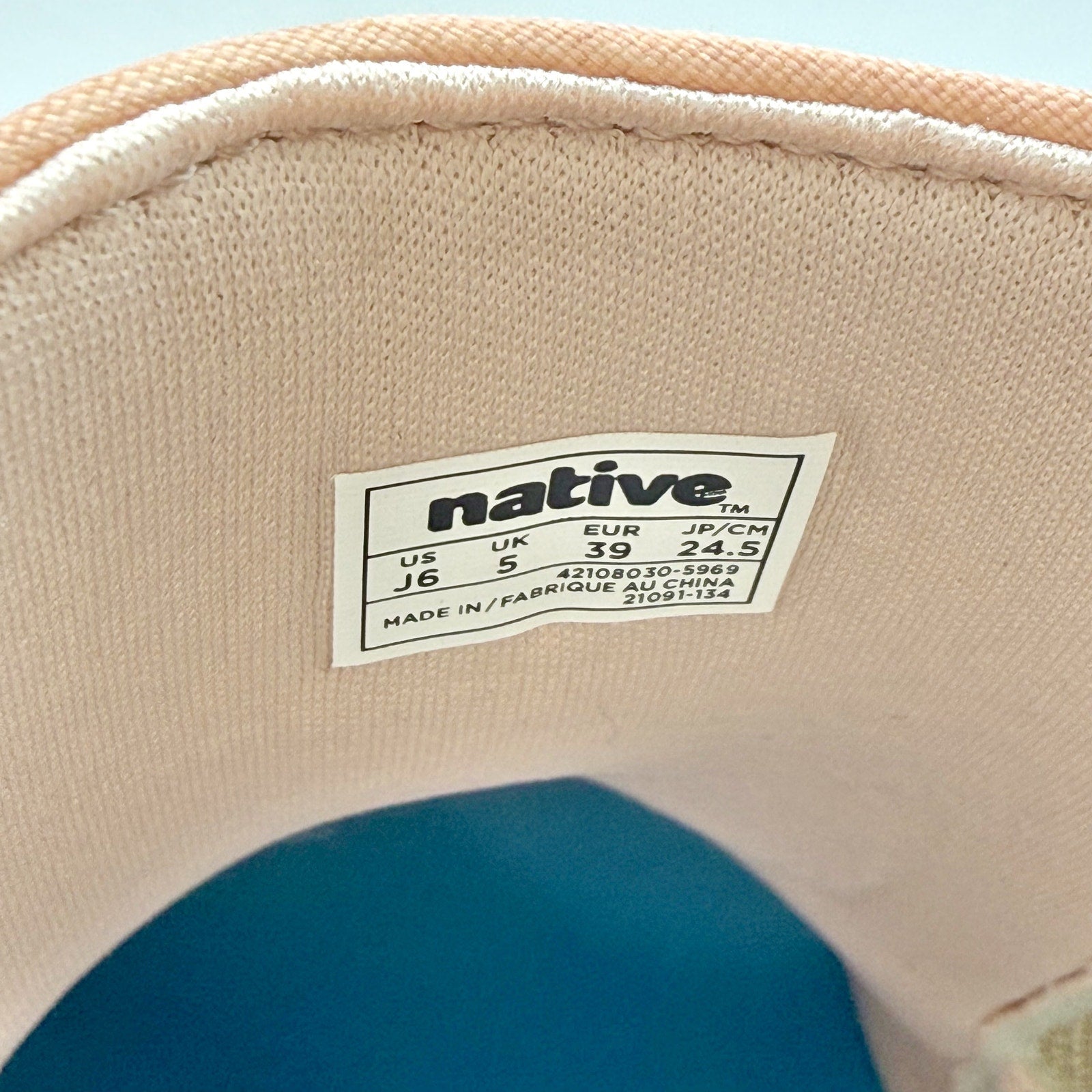 Native Girls Kensington Treklite Booties US 6 EU 39 Pink Water Resistant NIB