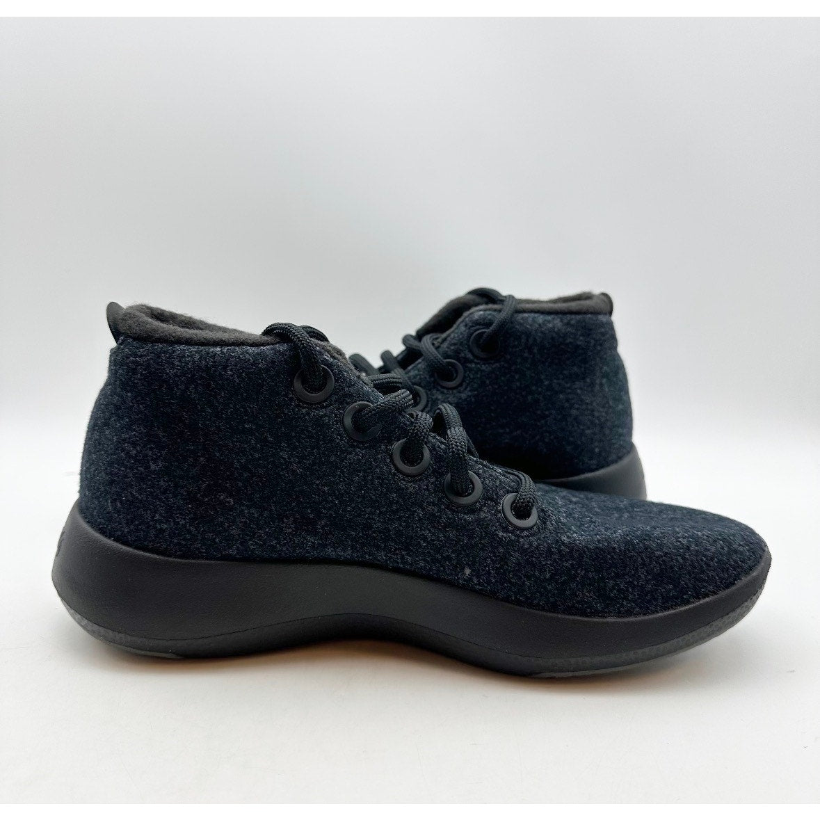ALLBIRDS Womens Wool Runner-up Mizzles Sneakers Size 8 Black High Tops NWOB