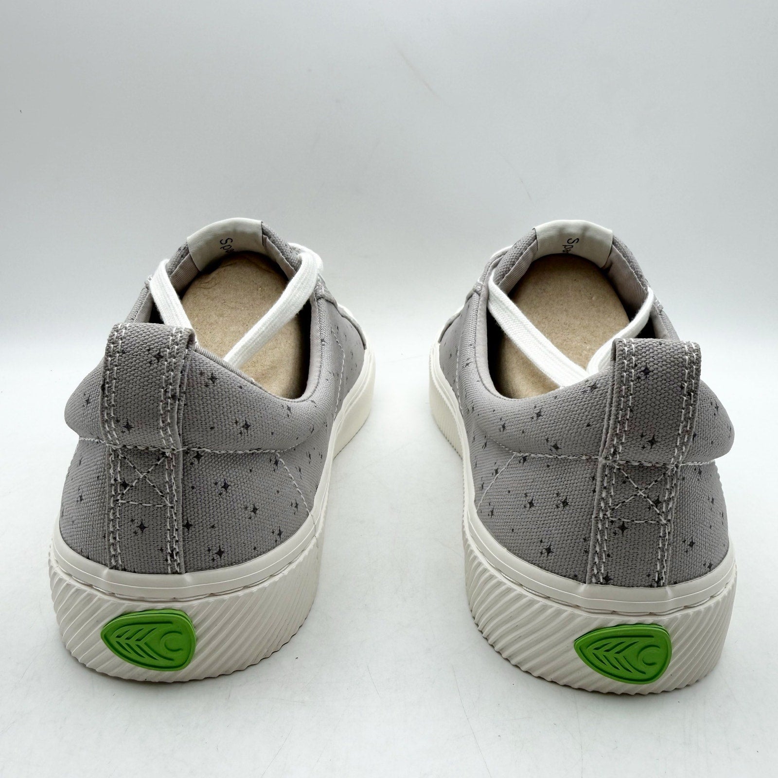 CARIUMA Womens Marie Kondo OCA Low Sneakers US 10 Light Grey Canvas NIB
