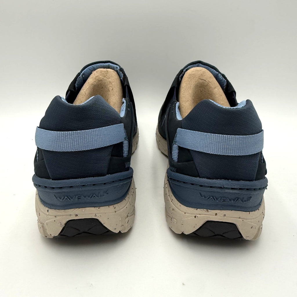Clarks Womens Wave Plateau AP Sneakers Size 7.5 Wide EU 38 Navy Blue Nubuck NIB