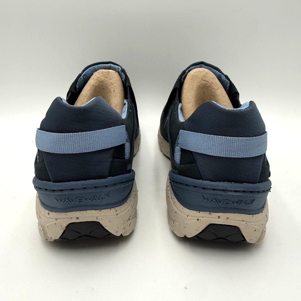Clarks Womens Wave Plateau AP Sneakers Size 7.5 Wide EU 38 Navy Blue Nubuck NIB