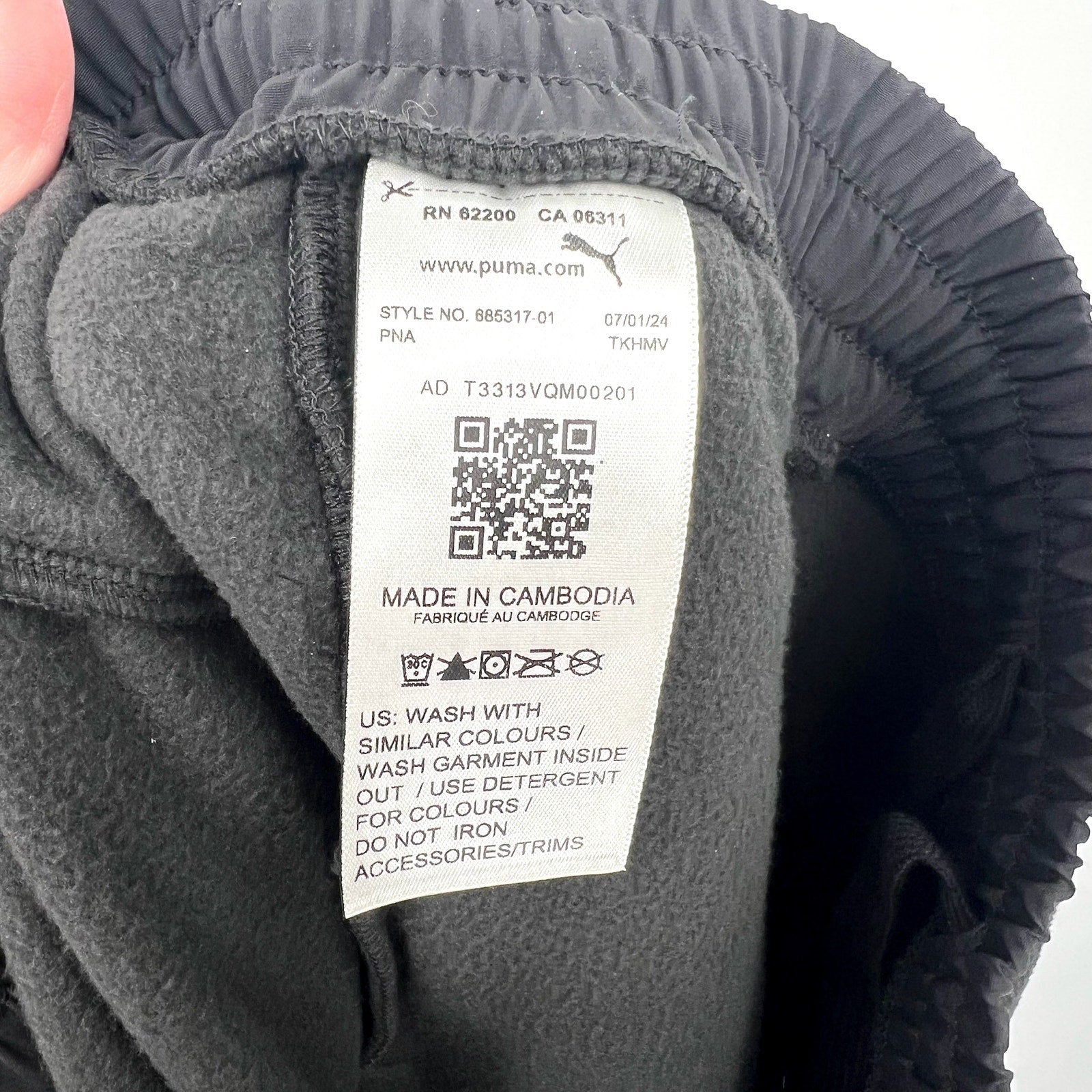 PUMA Women's ESS Elevated Winterized Pants Medium Black Drawstring Joggers NWT
