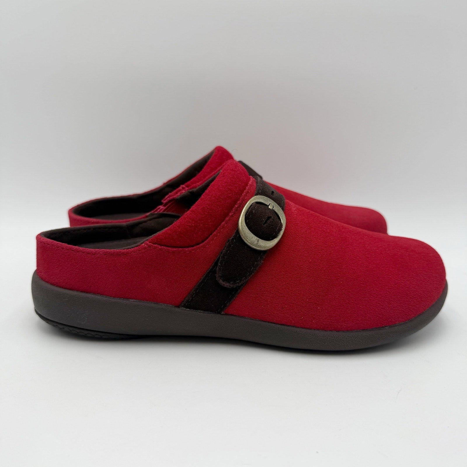 Spenco Womens Ashley Clogs Size 7.5 EU 38 Red Suede NIB