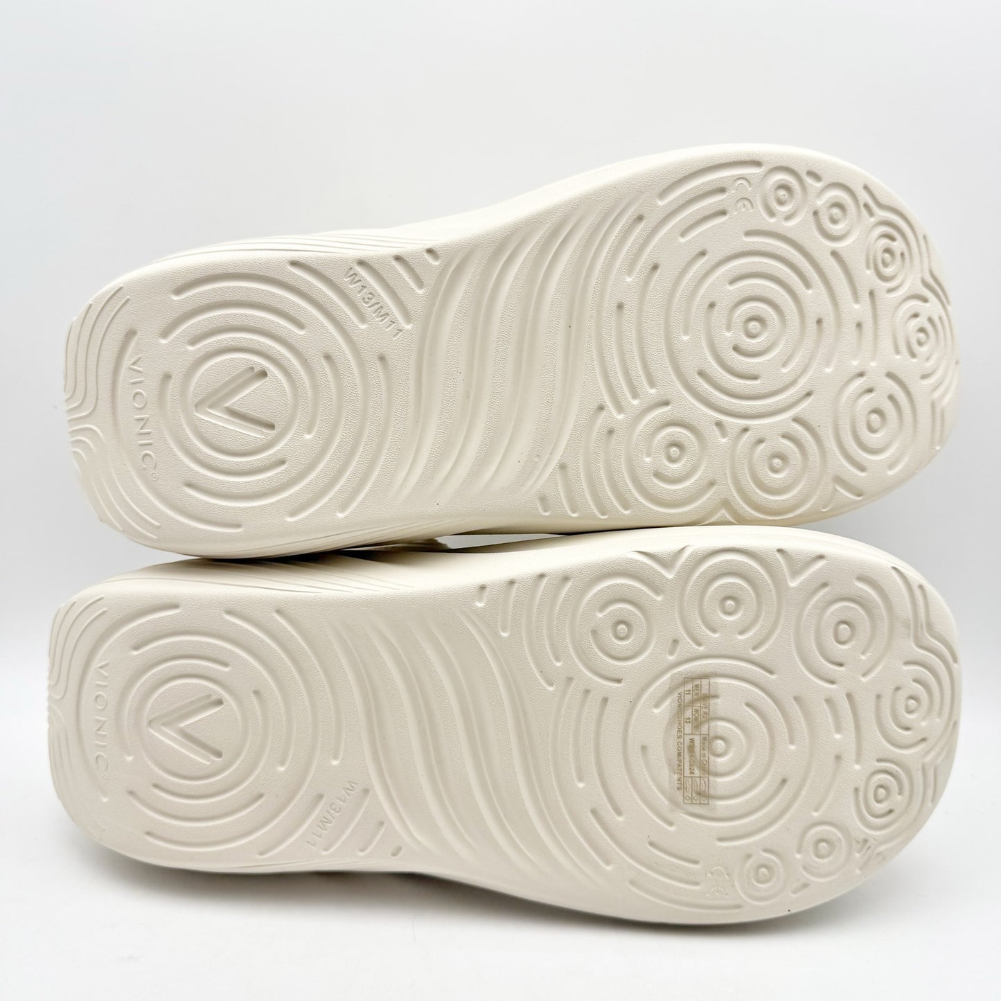 Vionic Womens Wave X Clogs US 13 Off White Comfort NWOB