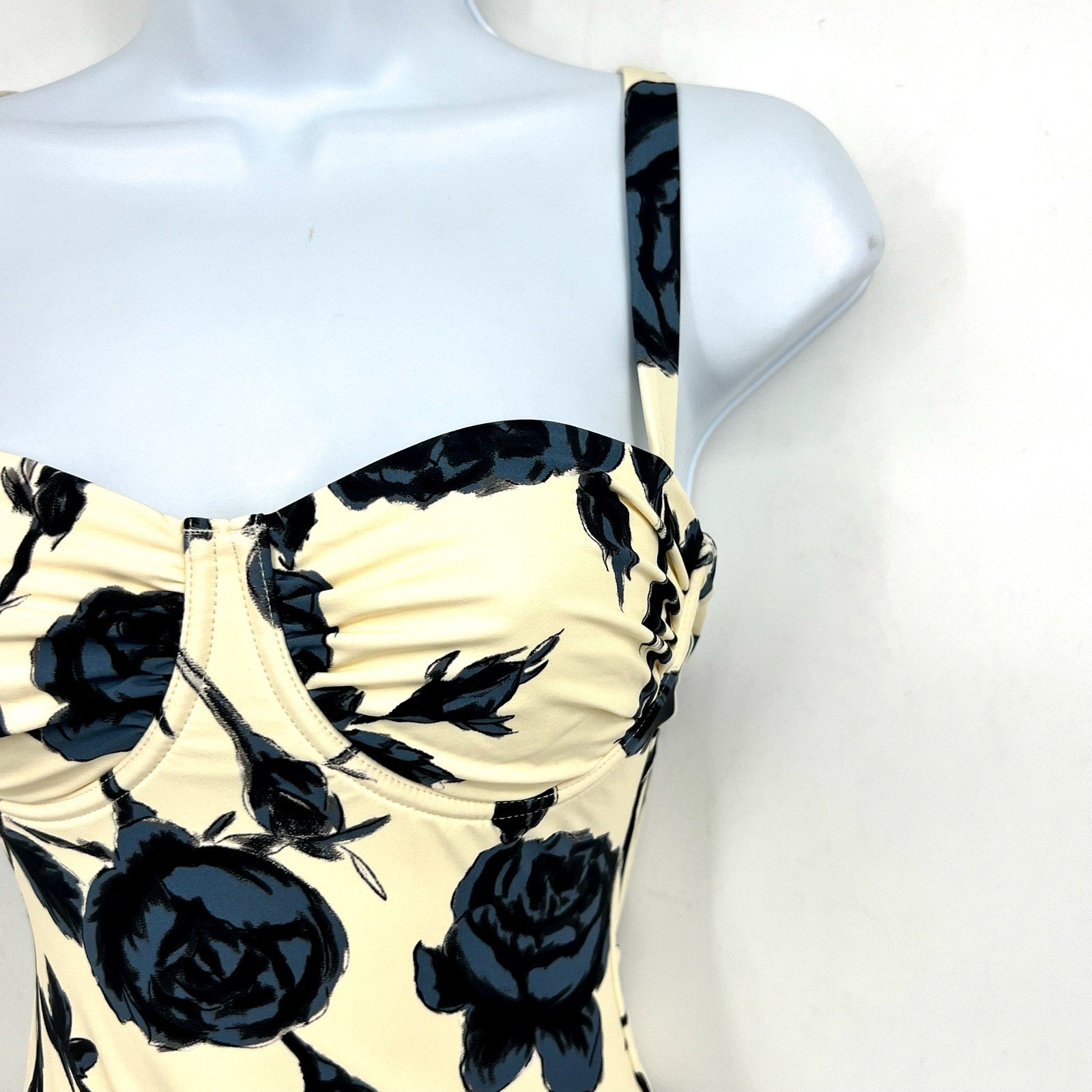 SEAFOLLY Rococo One Piece Swimsuits Size 4 Black Cream Floral Underwire NWT