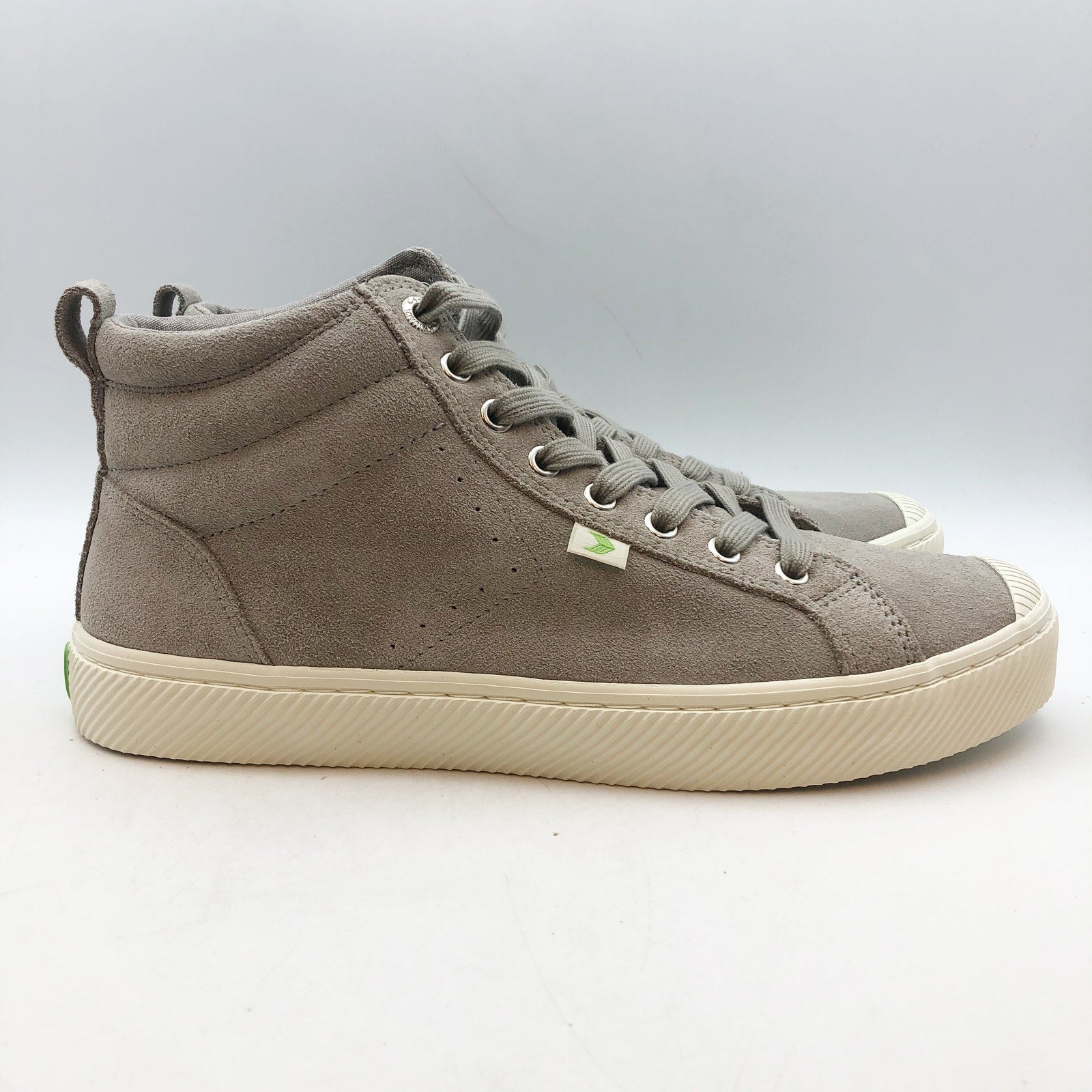 Cariuma OCA High Sneakers Womens 10.5 Mens 9 Cloud Grey Suede NIB