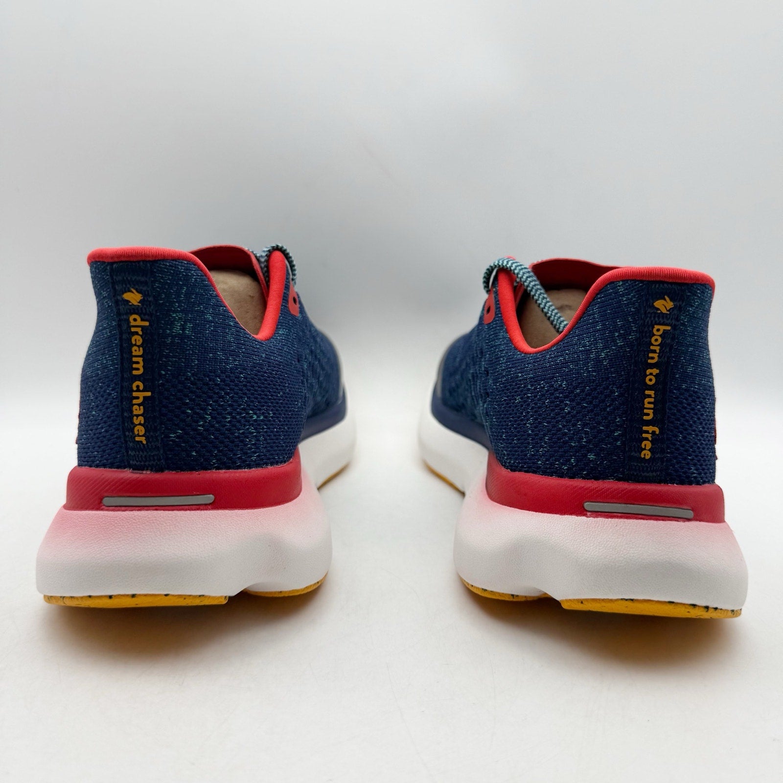 Rabbit Womens Dream Chaser Running Shoes US 9 Blue Red Athletic Sneakers NIB