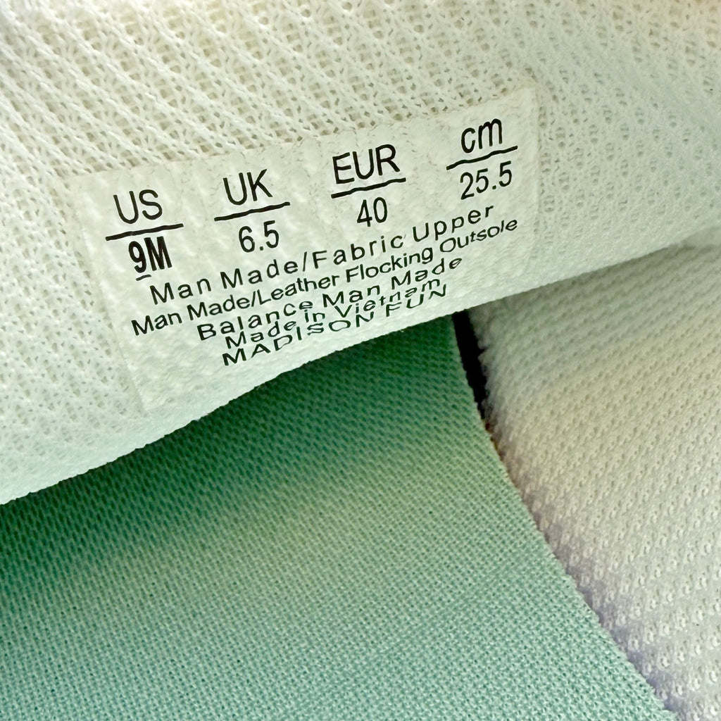 Dr. Scholls Womens Madison Fun Sneaker US 9 M EU 40 White NWOB