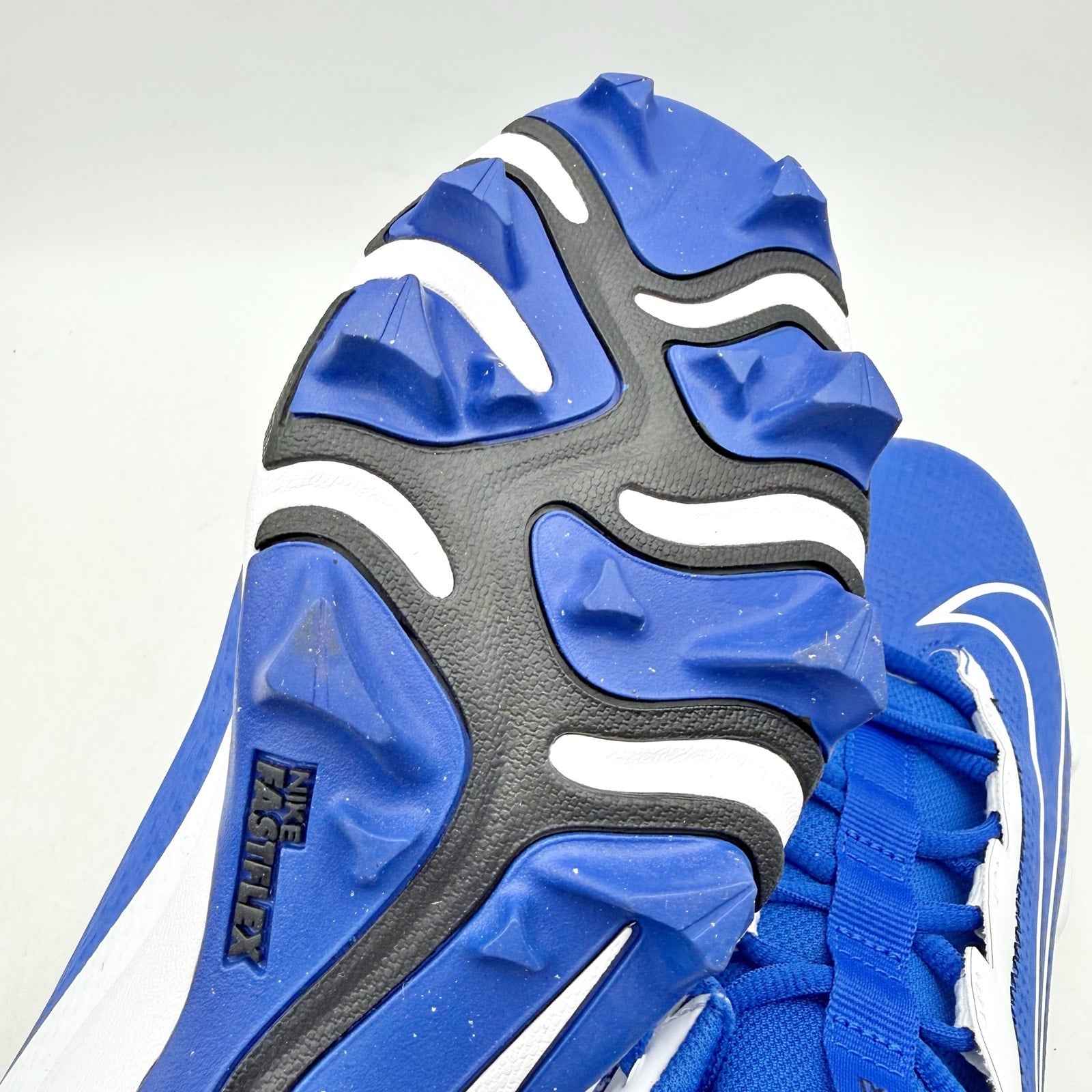 NIKE Mens Vapor Edge Shark 2 Football Cleats US 9.5 EU 43 White Blue NWOB