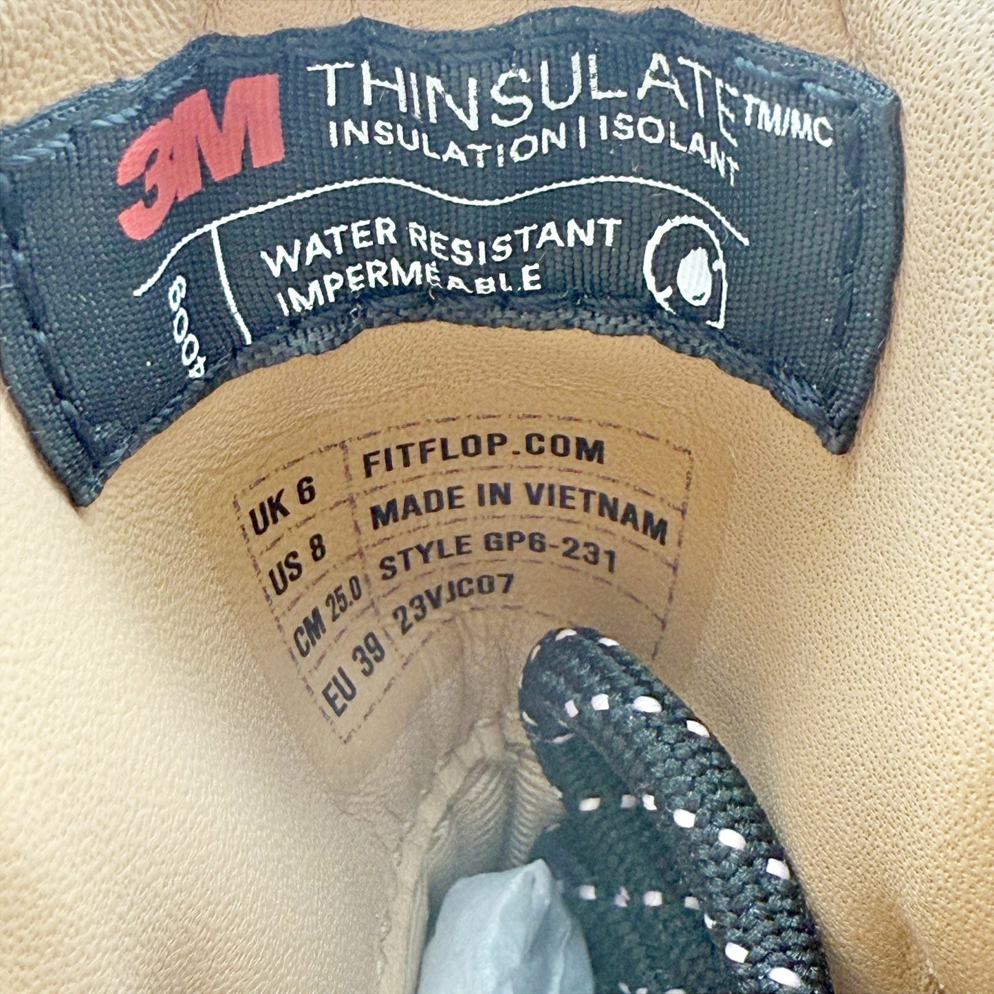 FitFlop Women NEO-D-HYKER E01 Walking Boot US 8 EU 39 White Black Waterproof NIB