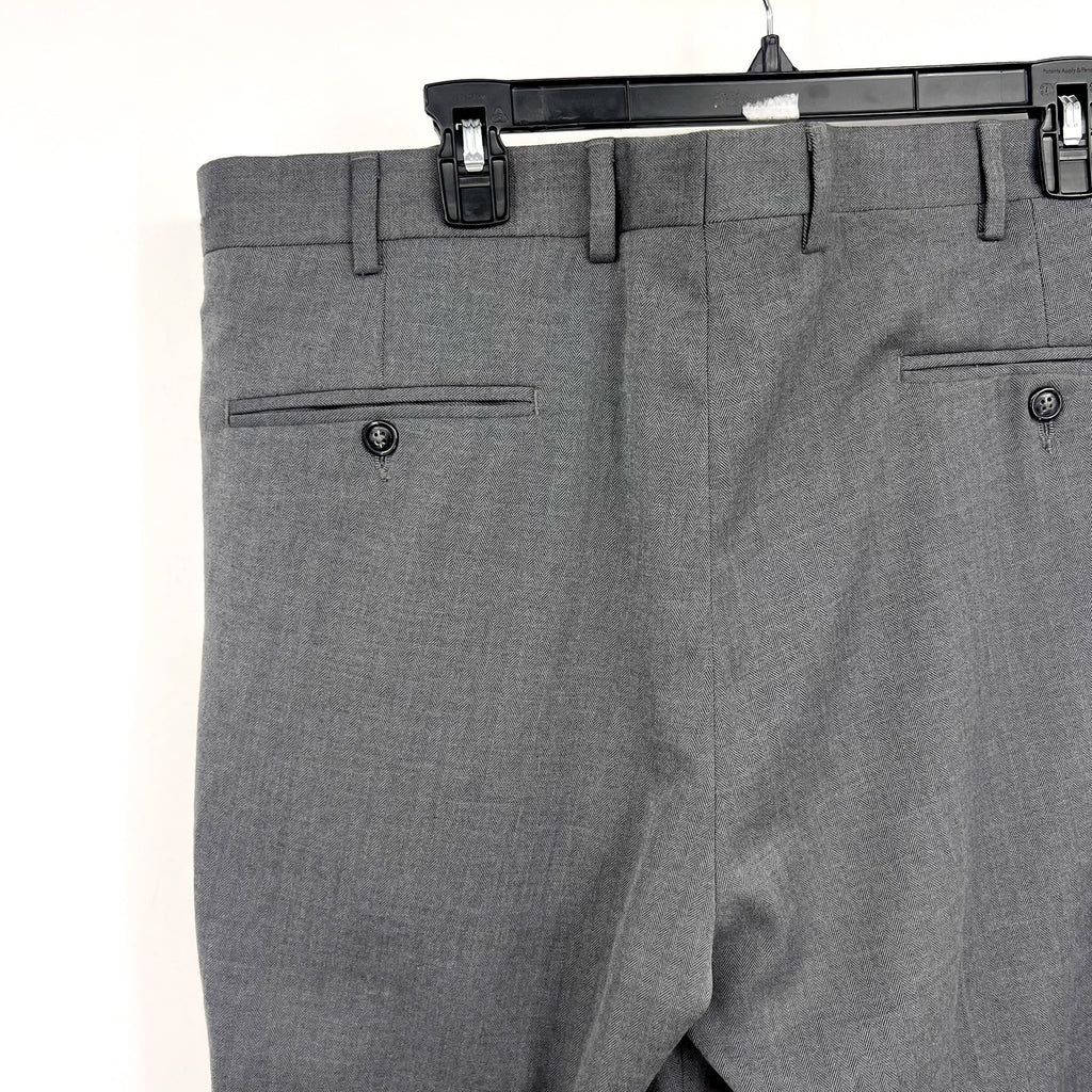 BERLE Men's Slim Straight Dress Pants Size 38x33 Grey Stretch Flat Front NWOT