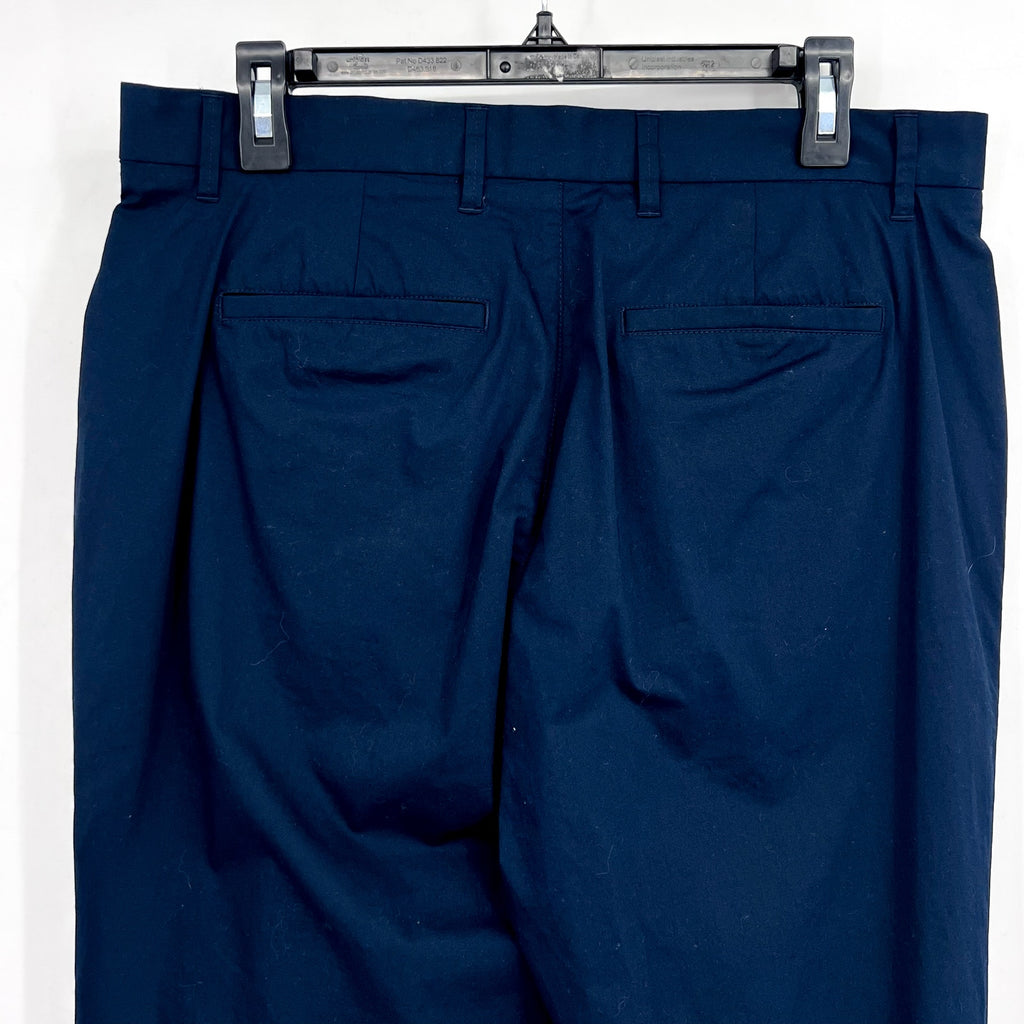 EVERLANE Men's The Athletic Fit Air Chino Pants 31x30 Navy Blue Flat Front NWT