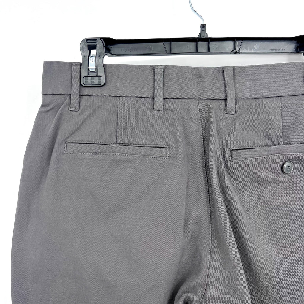 EVERLANE Uniform Mens Performance Chino Pants 29x28 Slate Grey Athletic Fit NWT