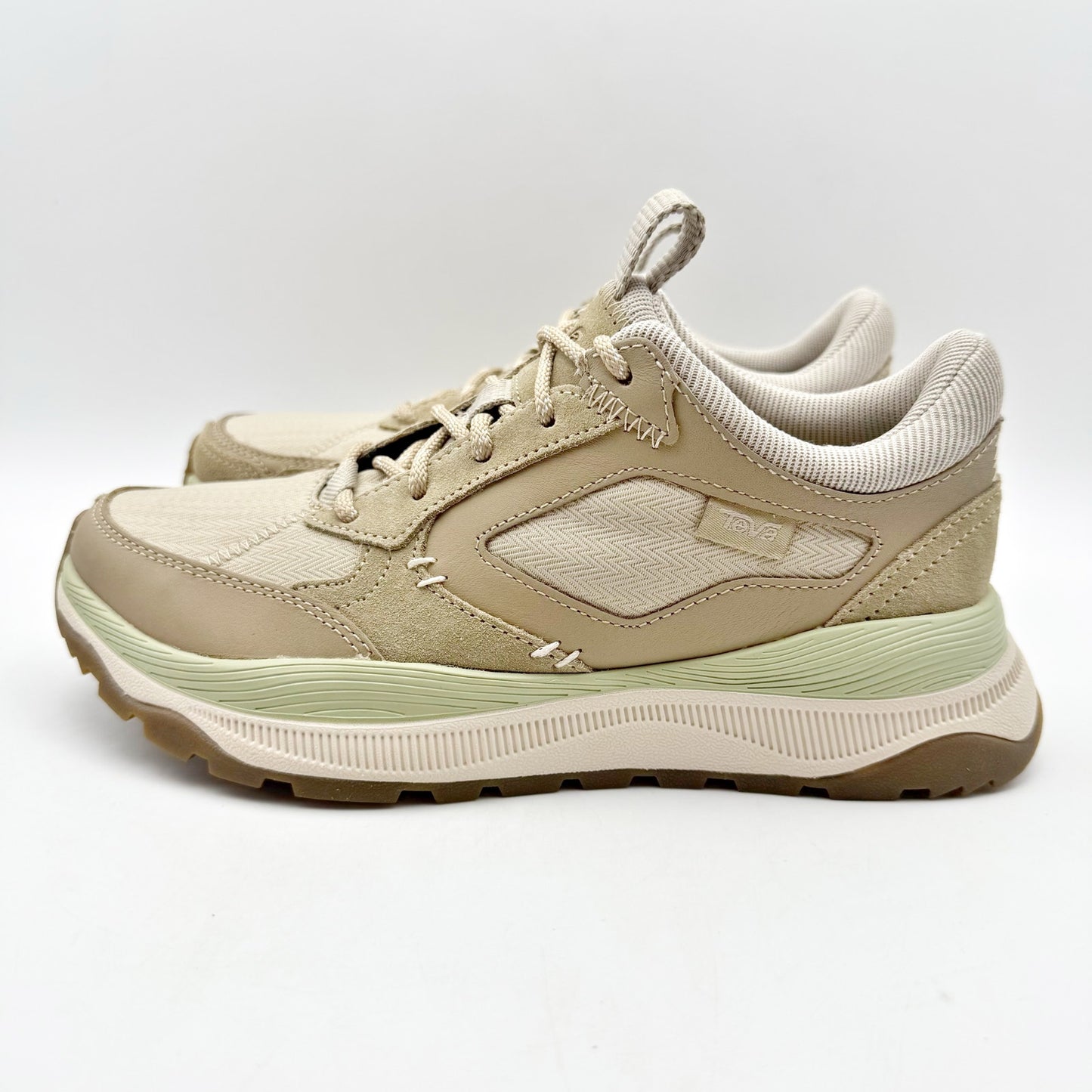 Teva Womens Terrawave Sneakers US 6 EU 36 Cream Tan Leather NIB