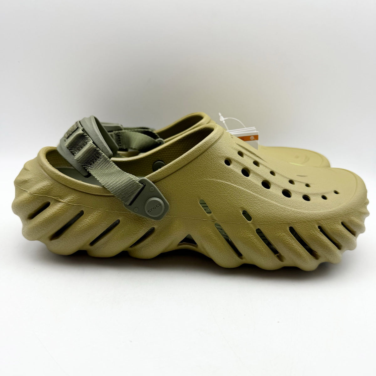 Crocs Unisex Echo Clogs Mens 7 Womens 9 EU 39 Green NWOB