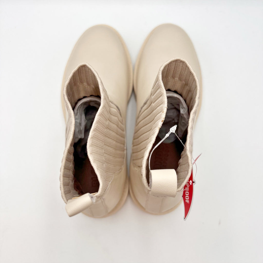 Blondo Womens Hallie Chelsea Ankle Boot Size 10 M Cream Leather Waterproof NIB