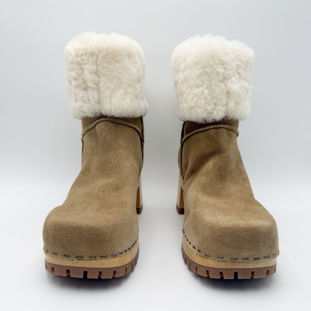 MIA Clogs Womens Jildie Boots Size M Beige Tan Suede Fur Trim NWOB