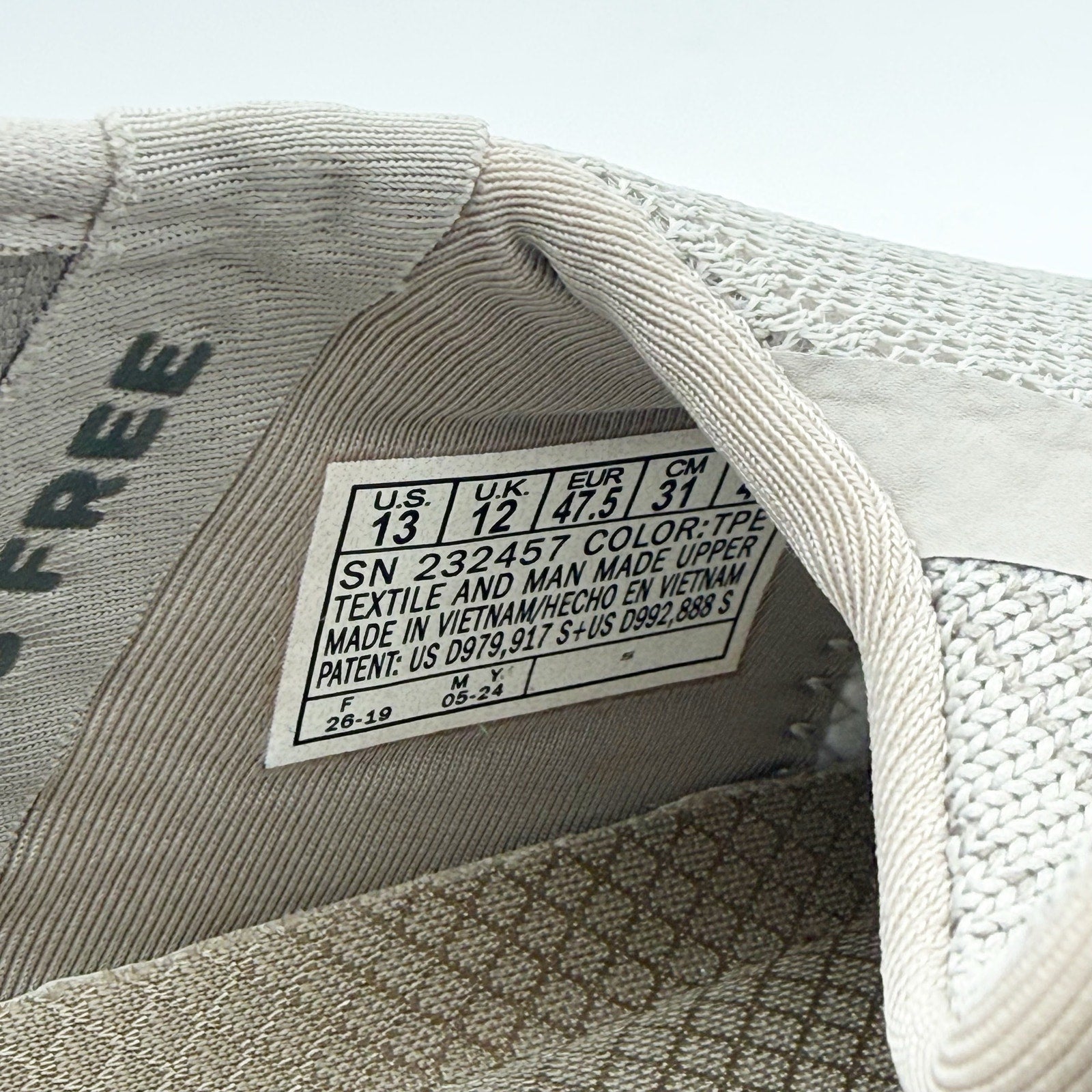 Skechers Mens Summits Slip-Ins Sneakers US 13 EU 47.5 Taupe Grey NWT