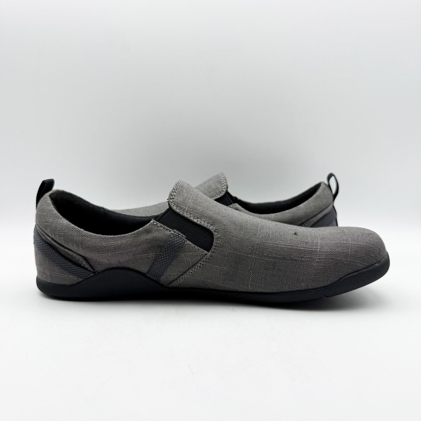 Xero Mens Aptos Slip On Sneakers US 9.5 EU 42.5 Grey Lightweight Hemp Canvas NIB