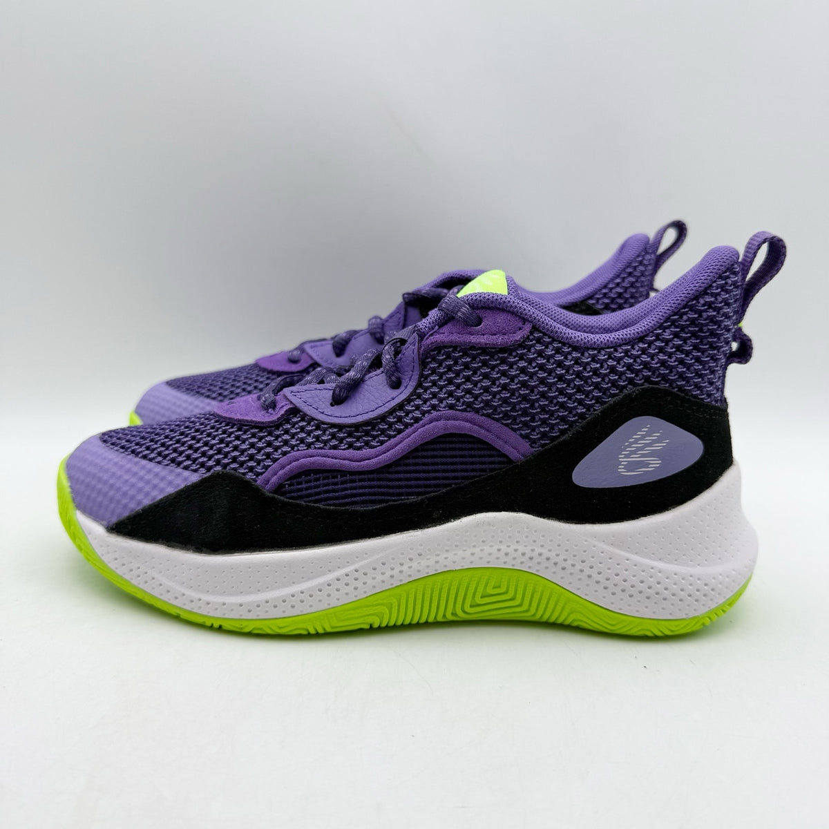 Under Armour Curry 3Z 24 Basketball Shoes KIDS SIZE 12K Purple Athletic NWOB
