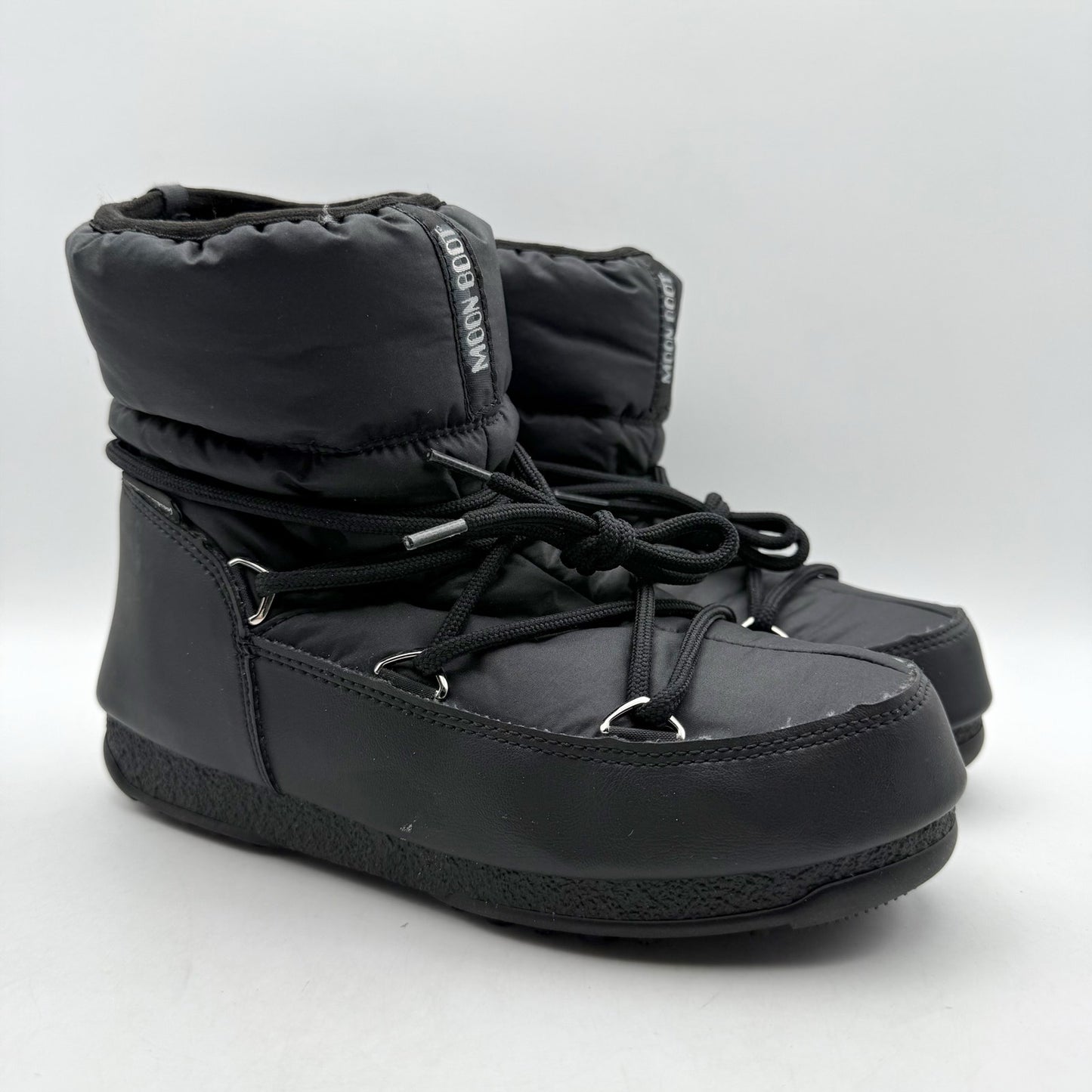 Moon Boot Low Nylon Ankle Boots Size EU 36 US 5.5 Black Waterproof NWOB