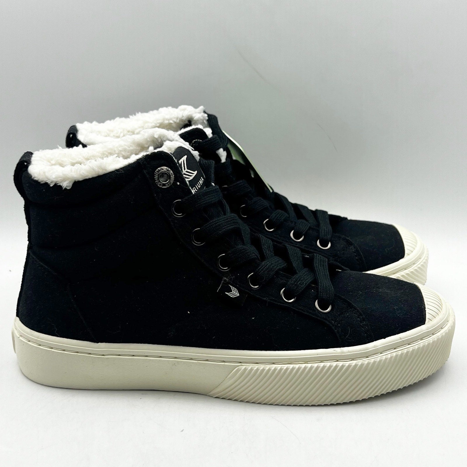 Cariuma Women's OCA Therma High Top Sneakers Size 5.5 Black Water Repellant NIB
