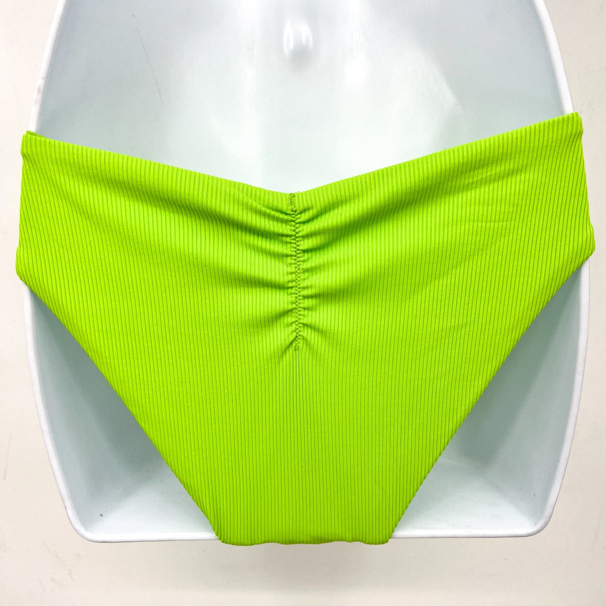 BECCA Women's Adela Hipster Bikini Bottoms Small Kiwi Green Fine Line Rib NWT