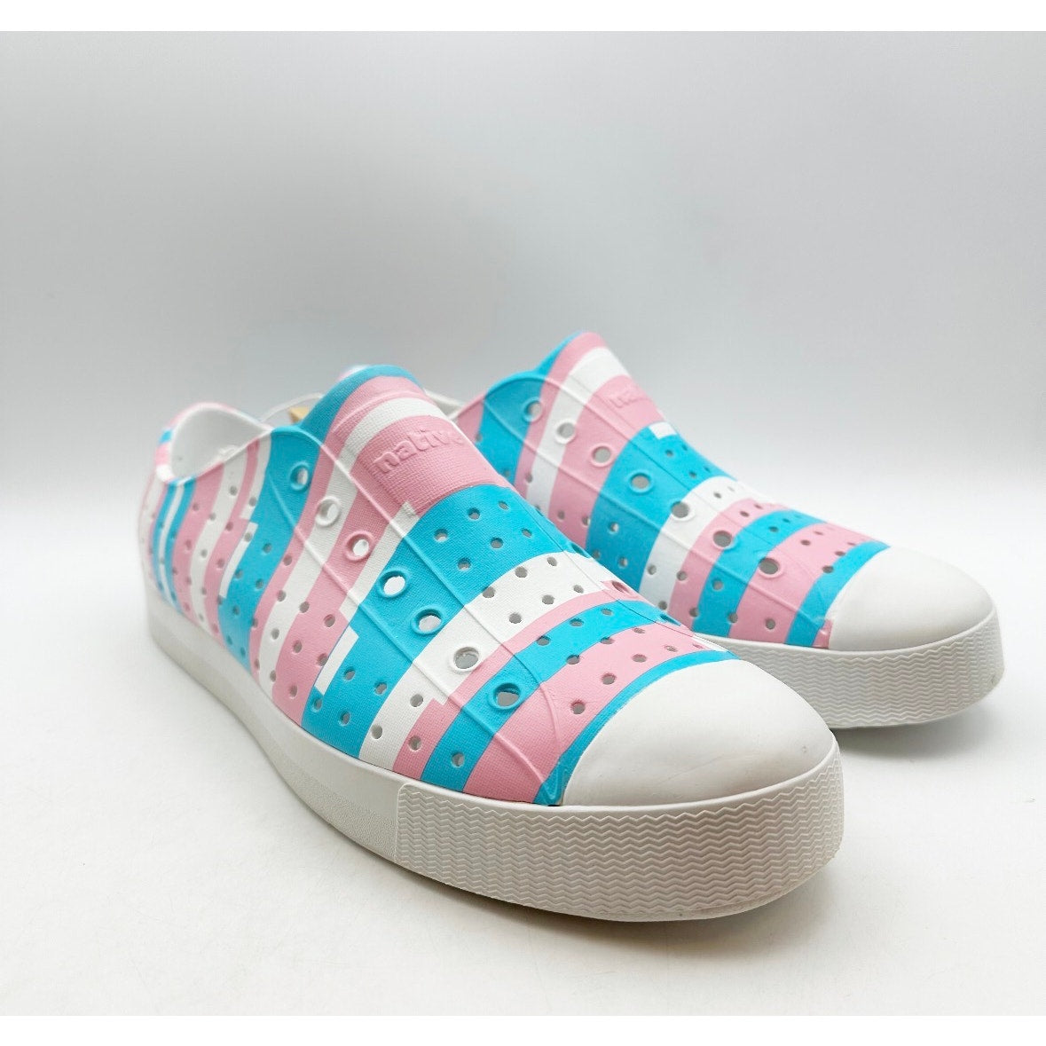 Native Mens Jefferson Slip On Shoes Size 10 White Multicolor EVA Waterproof NWOB