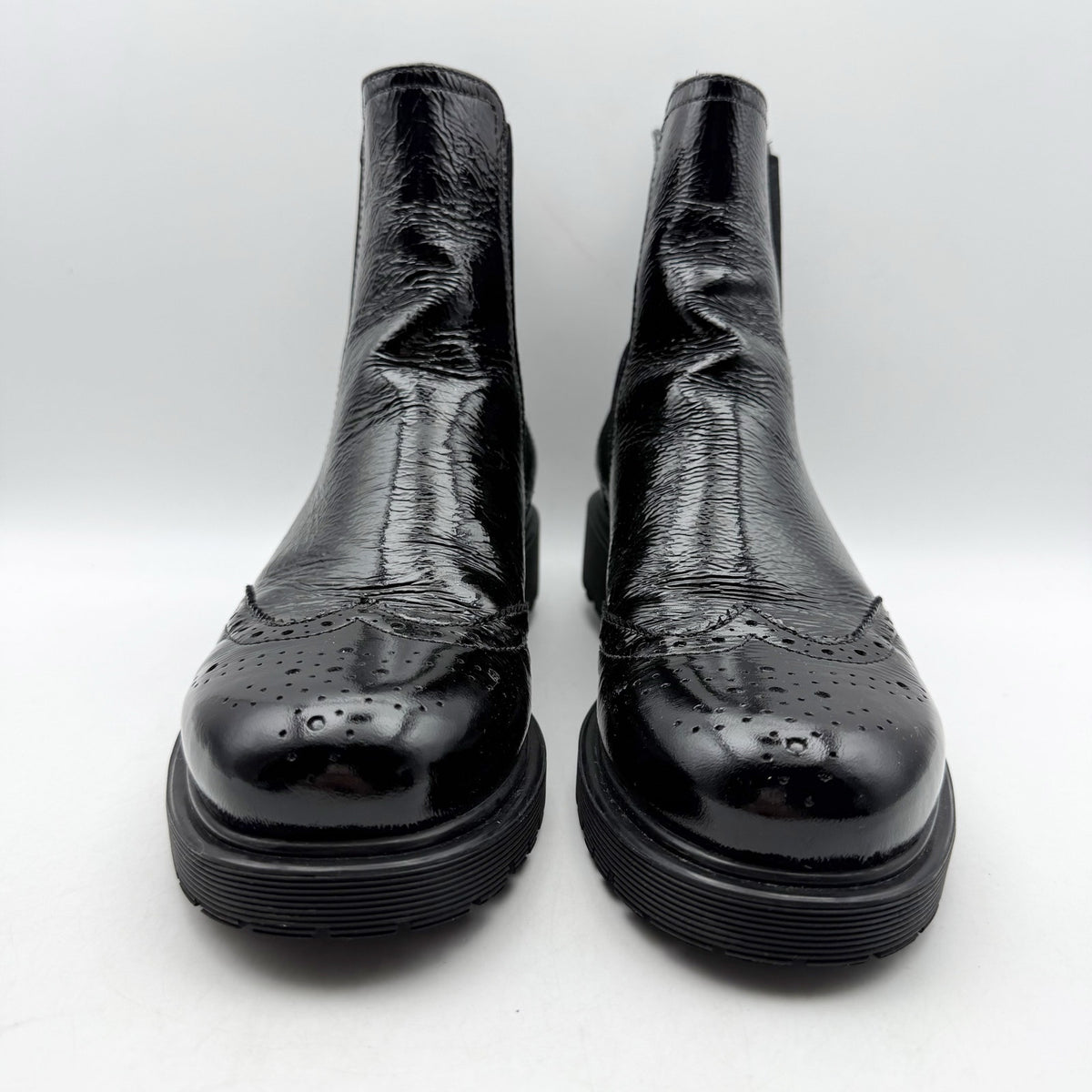 La Canadienne Womens Haley Chelsea Boots Size 8 EU 38.5 Black Leather NWOB