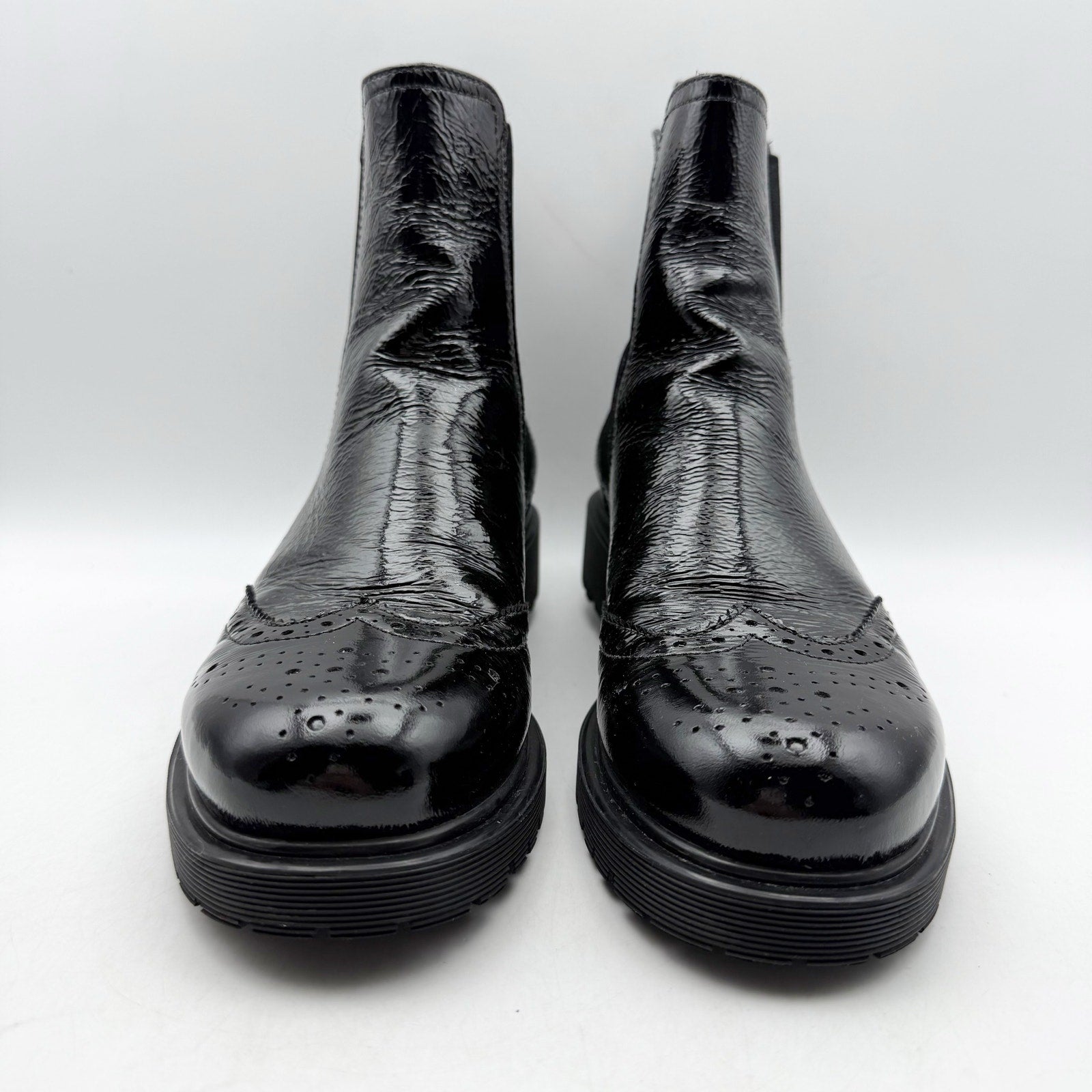 La Canadienne Womens Haley Chelsea Boots US 8 EU 38.5 Black Leather NWOB