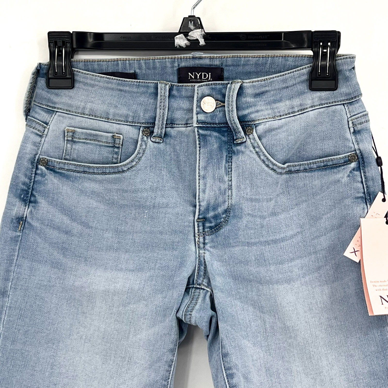 NYDJ Womens Ella Denim Shorts Size 00 PETITE Light Blue Poetry 8" Inseam NWT