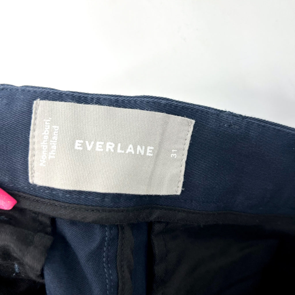 EVERLANE Men's 7" Athletic Fit Performance Chino Shorts Size 31 Navy Blue NWT