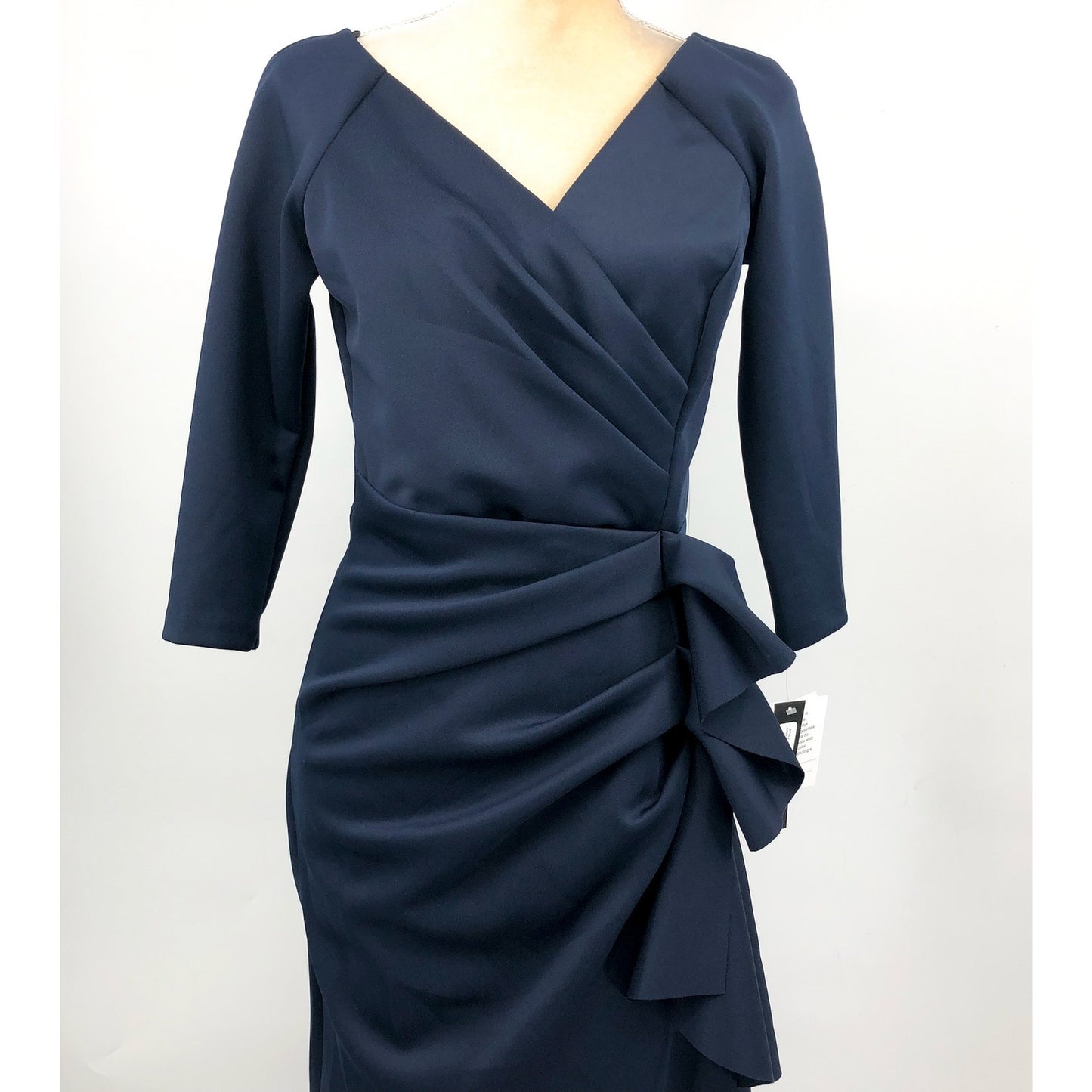 XSCAPE Women's Ruched Scuba Ruffle Gown Size 8 Midnight Blue 3/4 Sleeves NWT