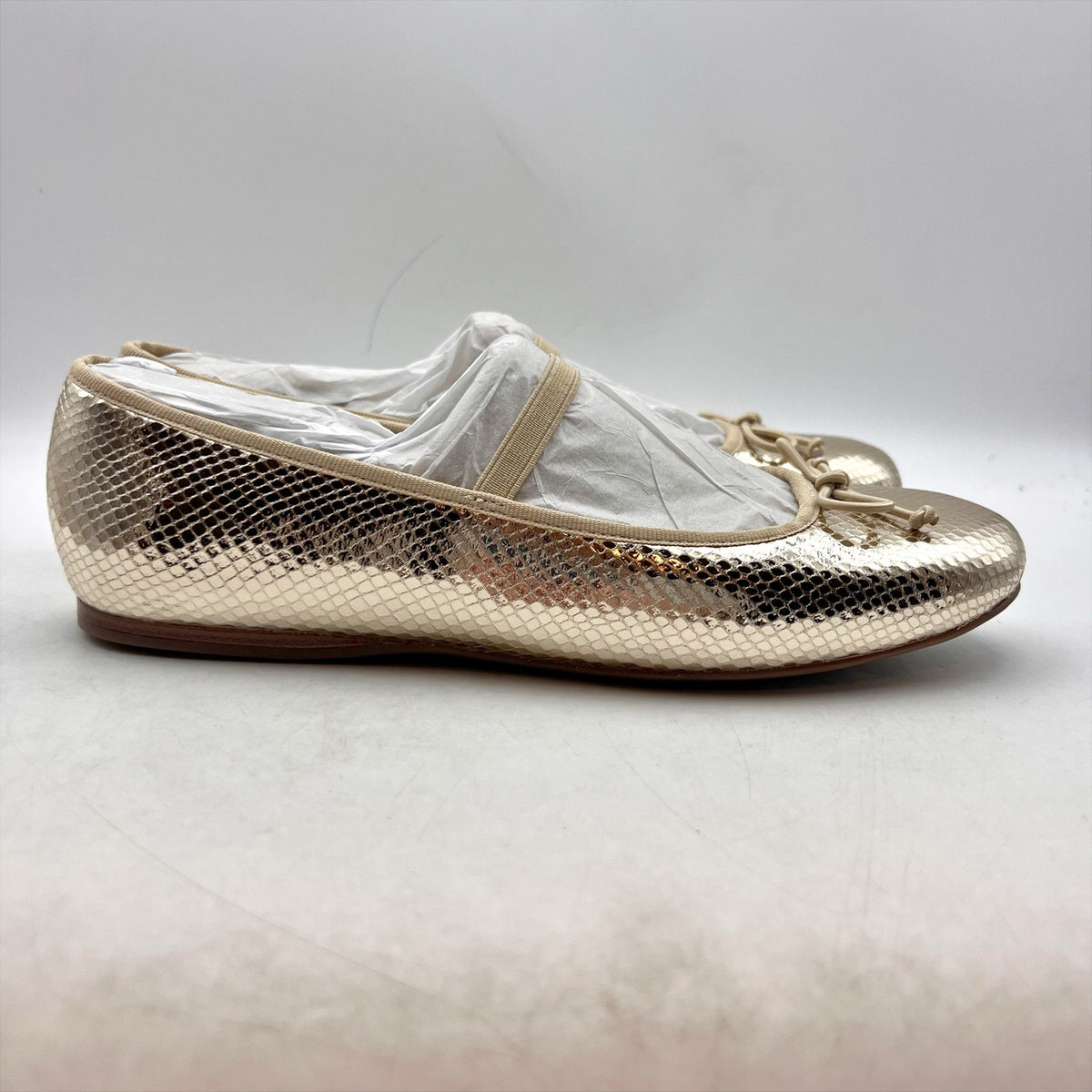 Bandolino Womens Phalon Flats Size 9 M Gold Snake Print NIB
