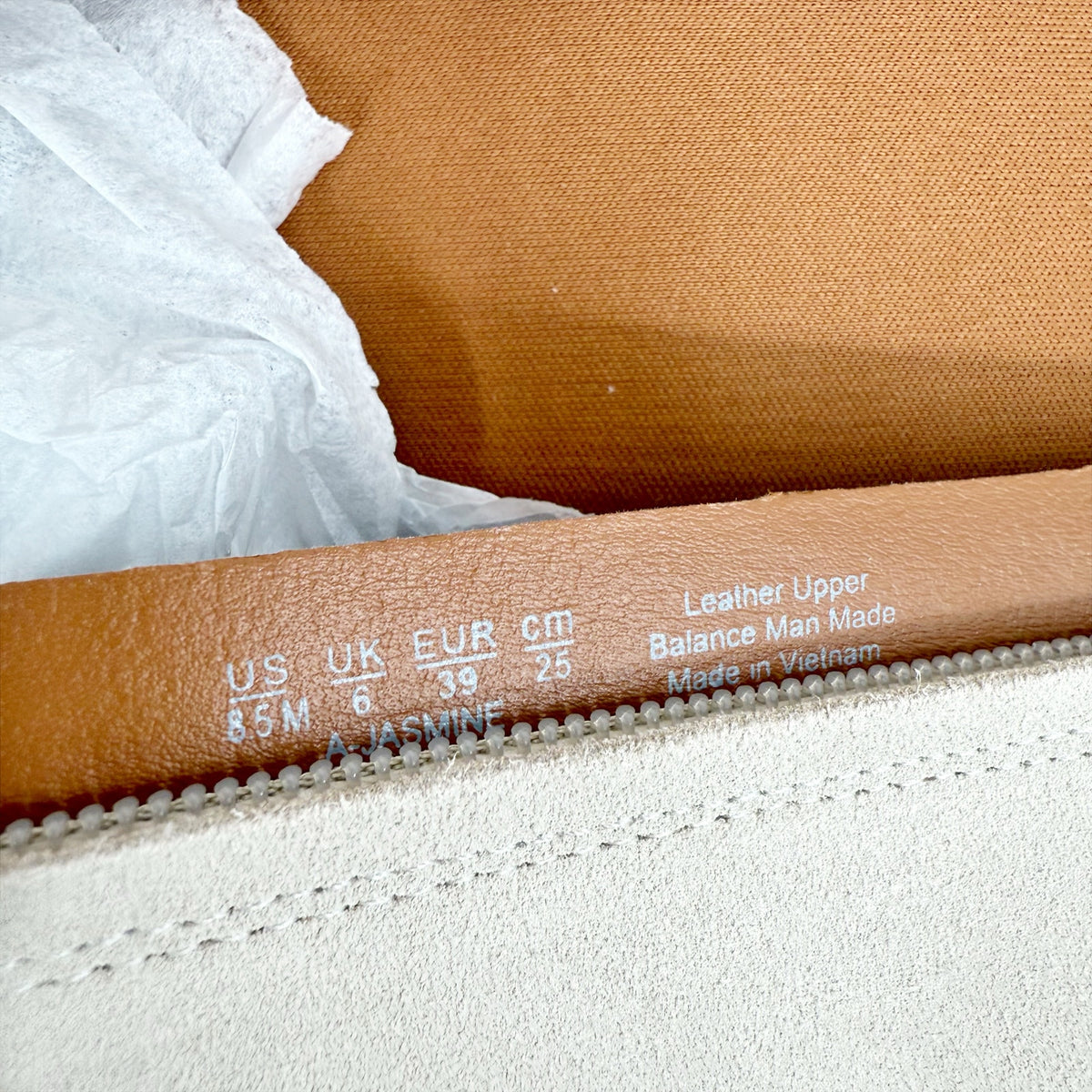 Franco Sarto Womens Jasmine Knee High Boots Size 8.5 Winter White Suede NIB