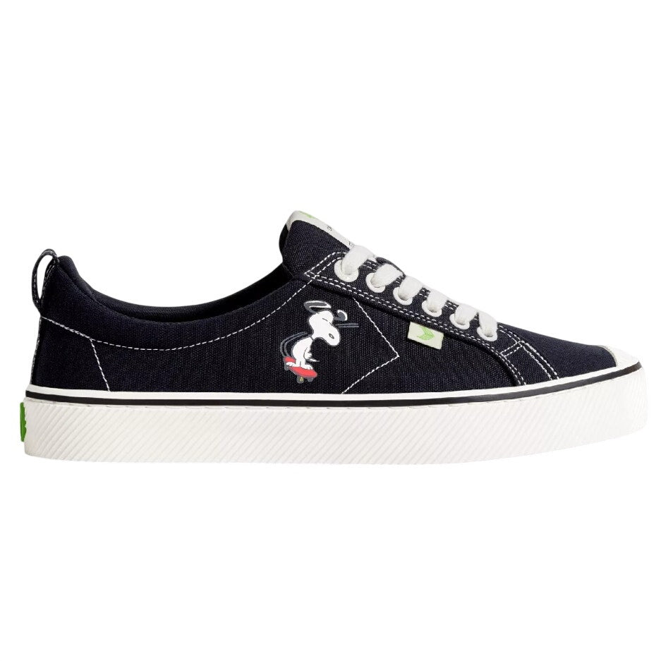 Cariuma Womens Peanuts OCA Low Canvas Sneakers US 9.5 Black Organic Cotton NWOB
