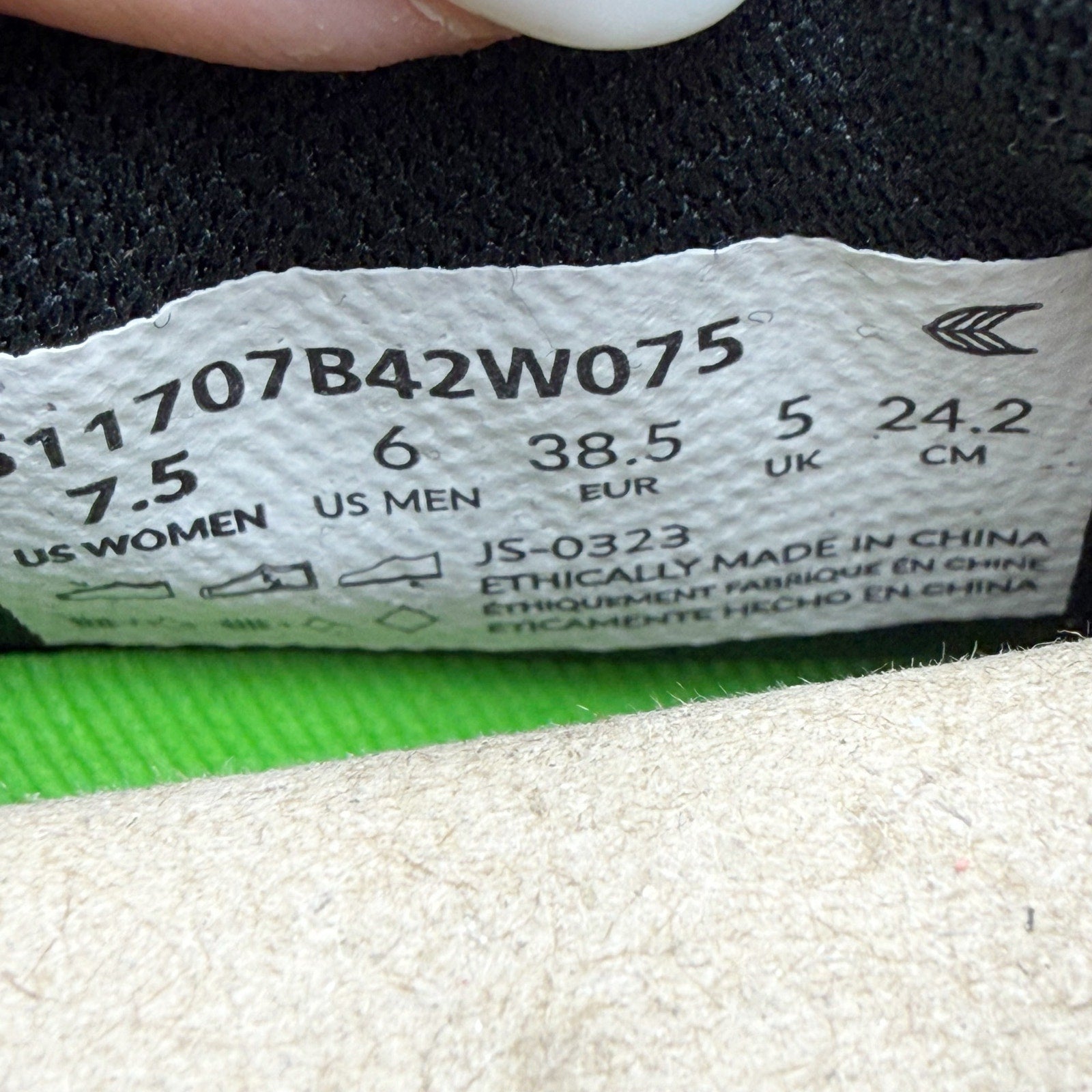 Cariuma x SPoT Womens NAIOCA PRO Sneakers Size 7.5 Black Canvas NIB