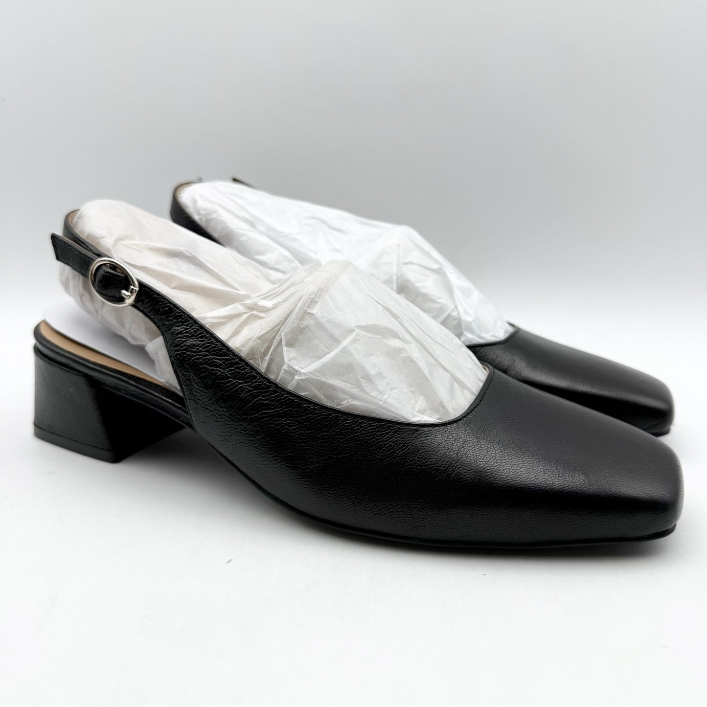 Naturalizer Womens Jayla Low Slingback Heels US 6.5 Wide Black Leather NIB