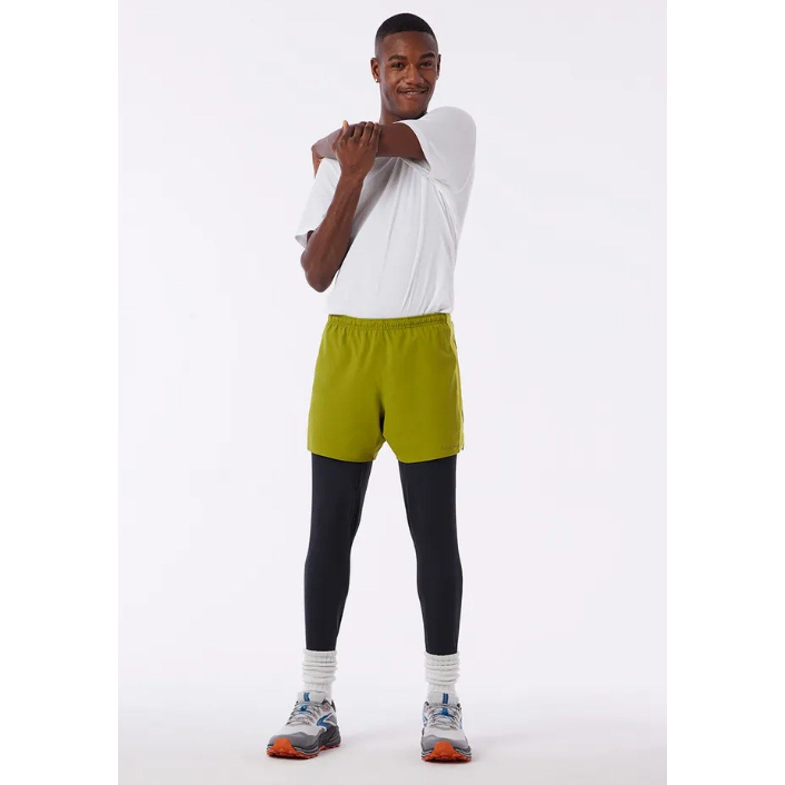 OUTDOOR VOICES Mens High Stride Athletic Shorts XL Green 5" Inseam NWT