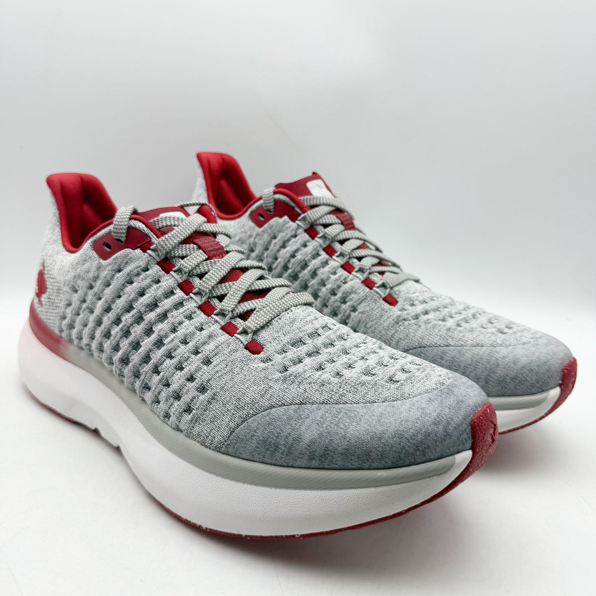 Rabbit Mens Dream Chaser Running Shoes Size 11.5 Gray Red Athletic Sneakers NIB