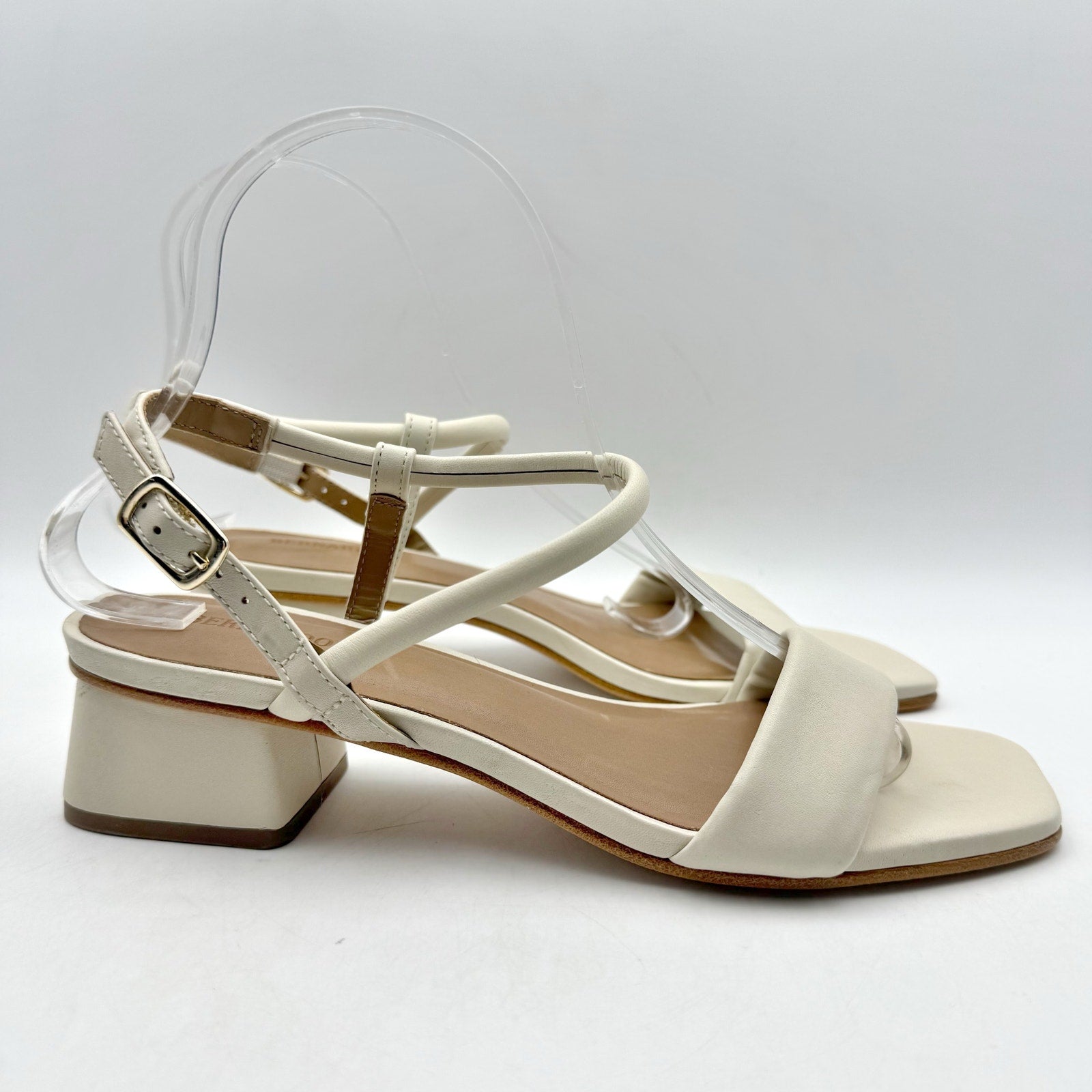 Bernardo Womens Josei Heeled Sandal US 7.5 M Off White Eggshell Leather NIB