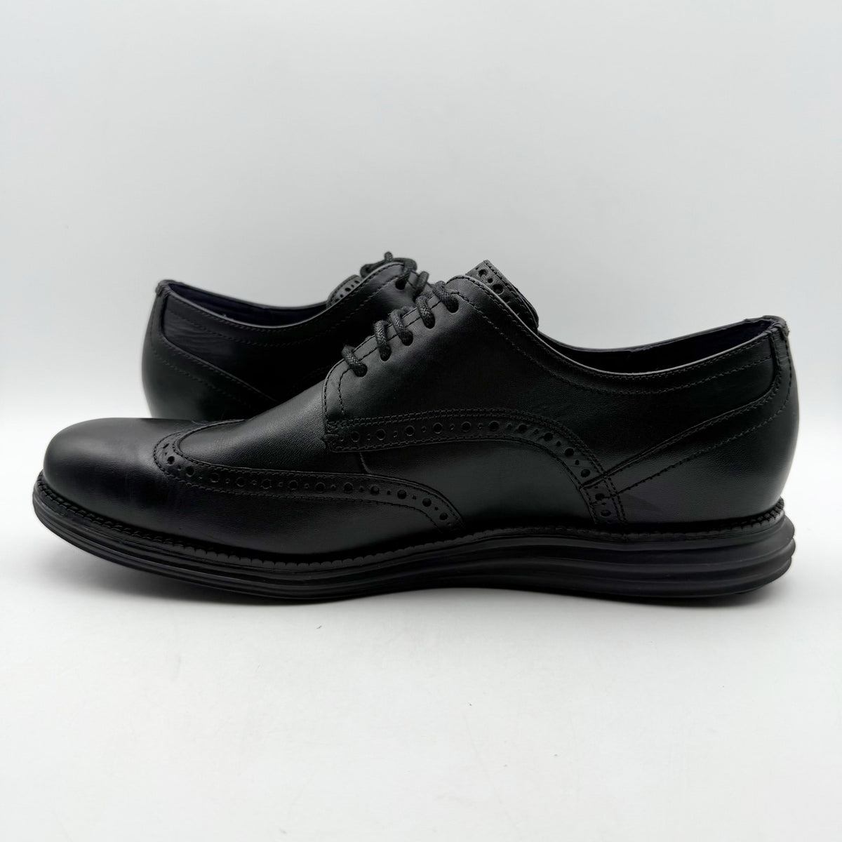 Cole Haan Mens Original Grand Wing Tip Oxford Shoes SIZE 11 M Black Leather NWOB