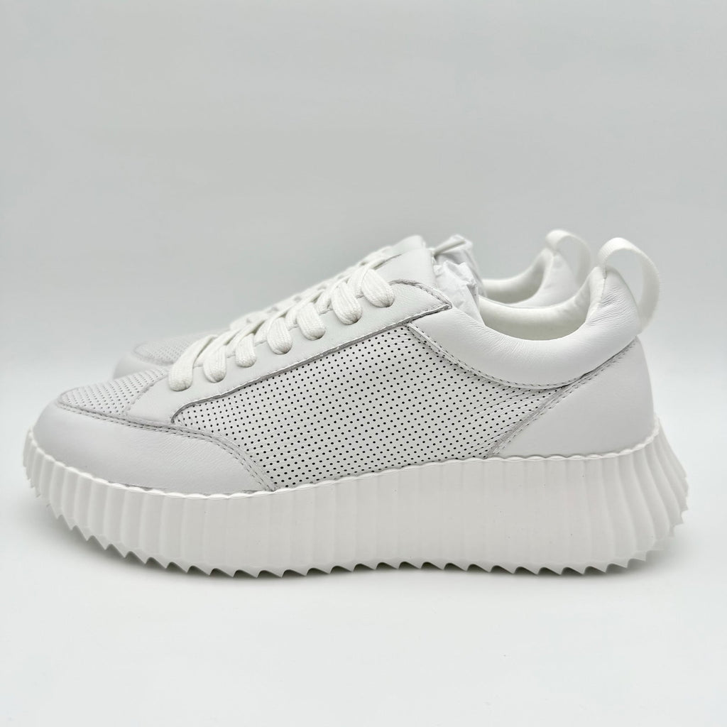 Steve Madden Womens Shock Sneakers US 7.5 M White Leather Platform NIB