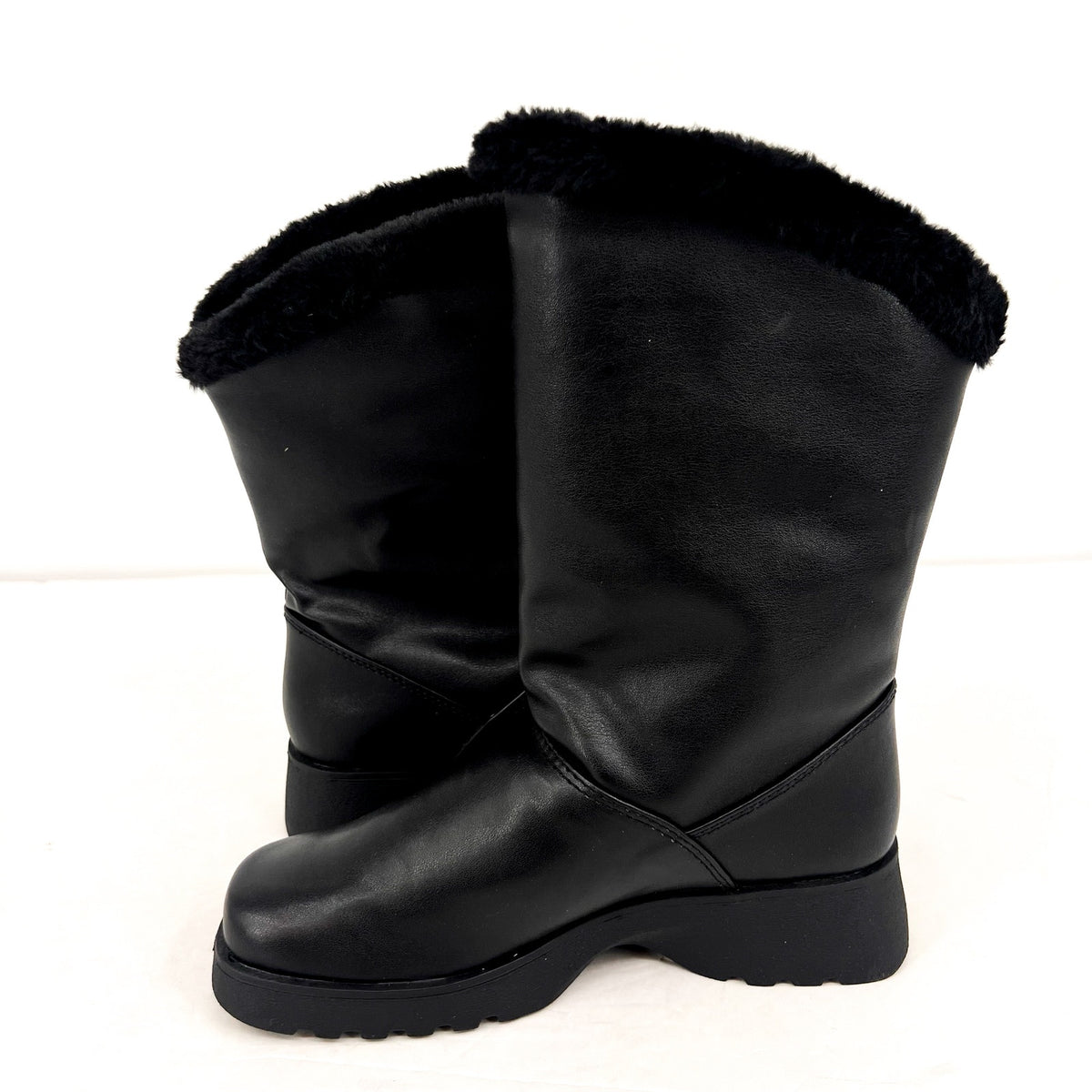 TUNDRA Women's Avery Short Snow Boots Size 6M Black Waterproof Faux Fur NIB