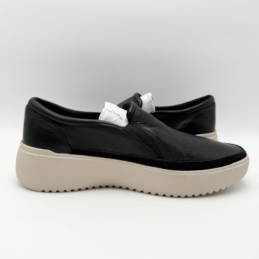 Vionic Womens Kearny Sneakers Size 8.5 Wide Black Leather Slip-On NWOB