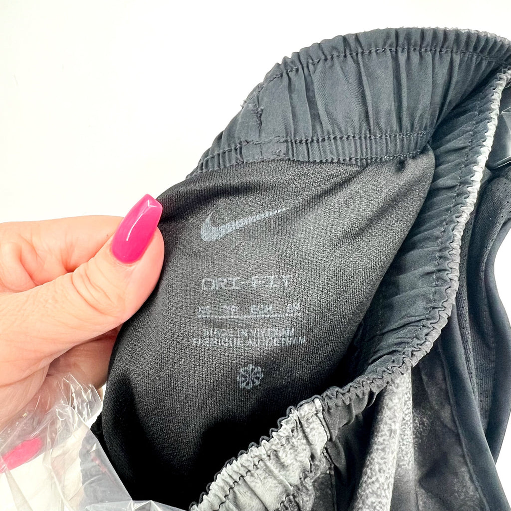 NIKE Women's Tempo Running Shorts XS Black Gray Gradient Printed Liner NWT